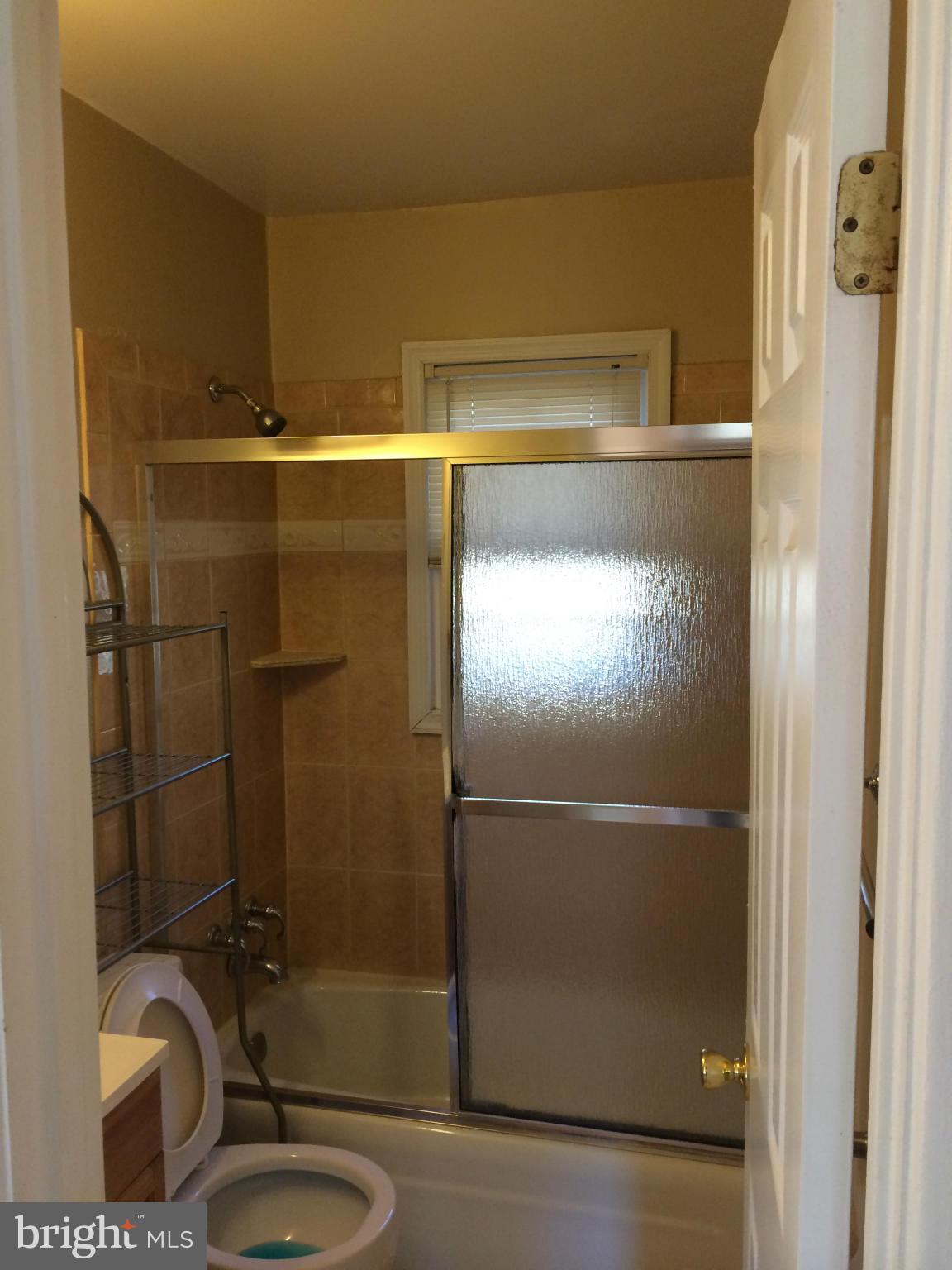 DALE CITY - Residential Lease