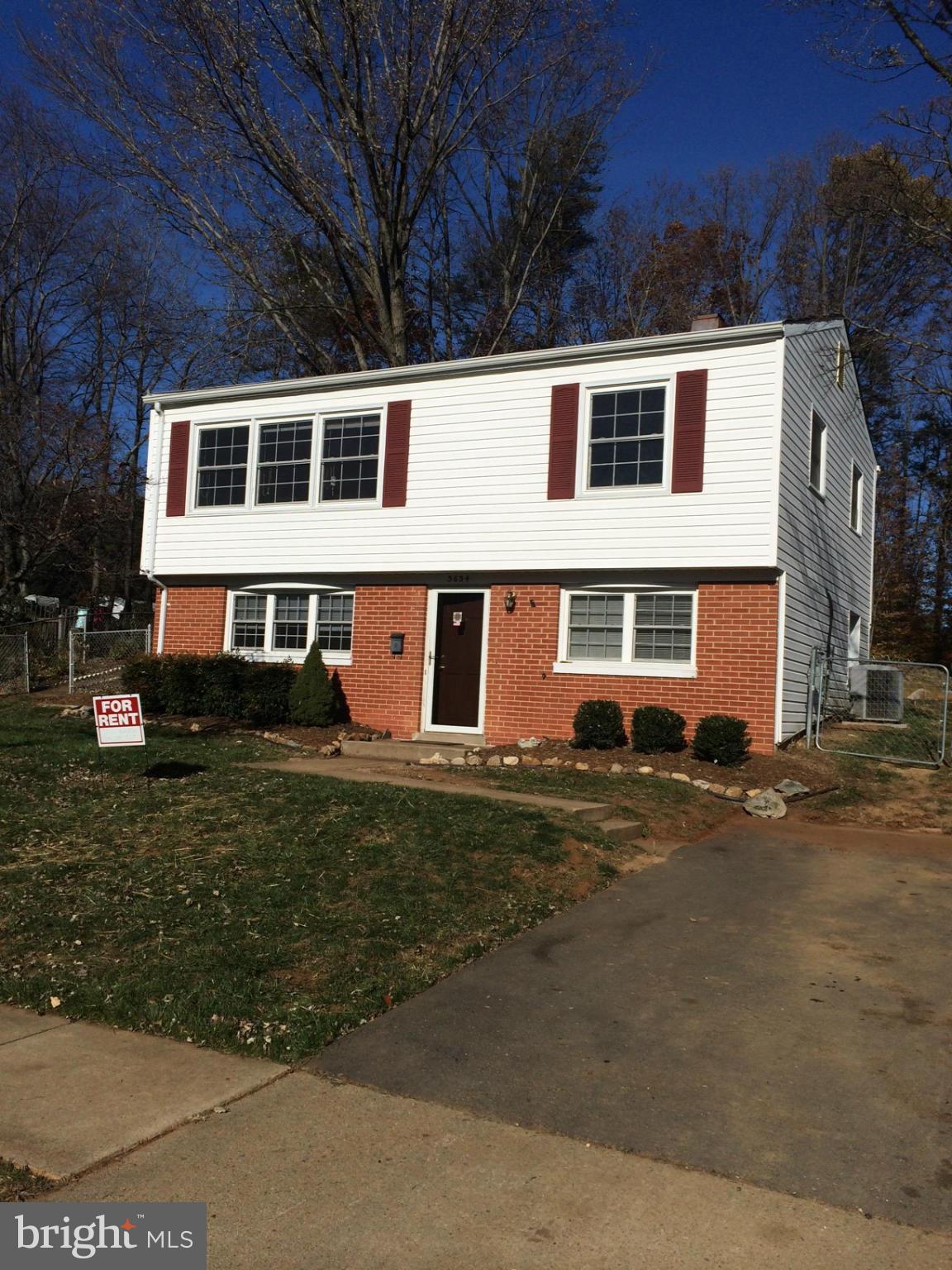 DALE CITY - Residential Lease