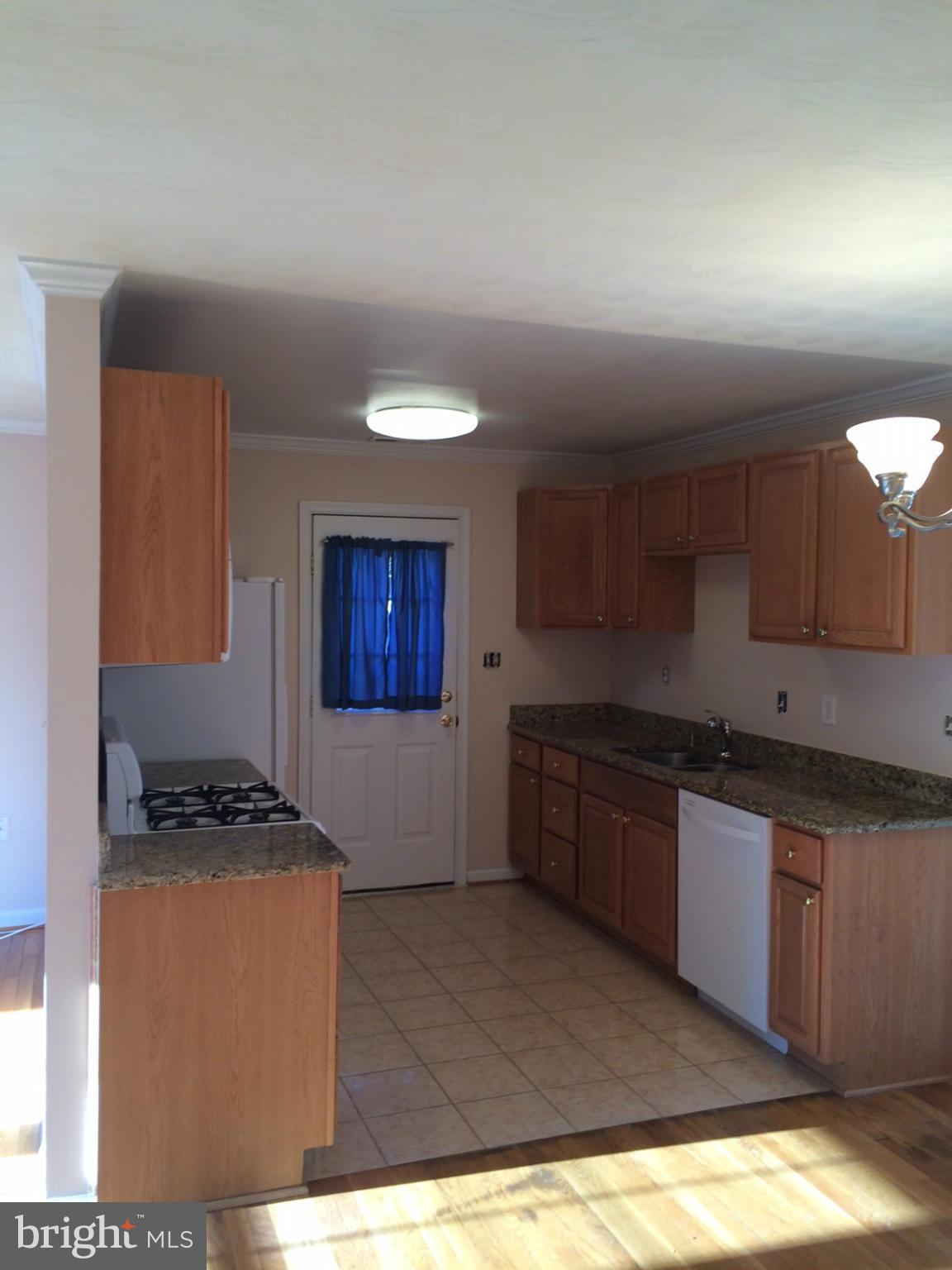 DALE CITY - Residential Lease