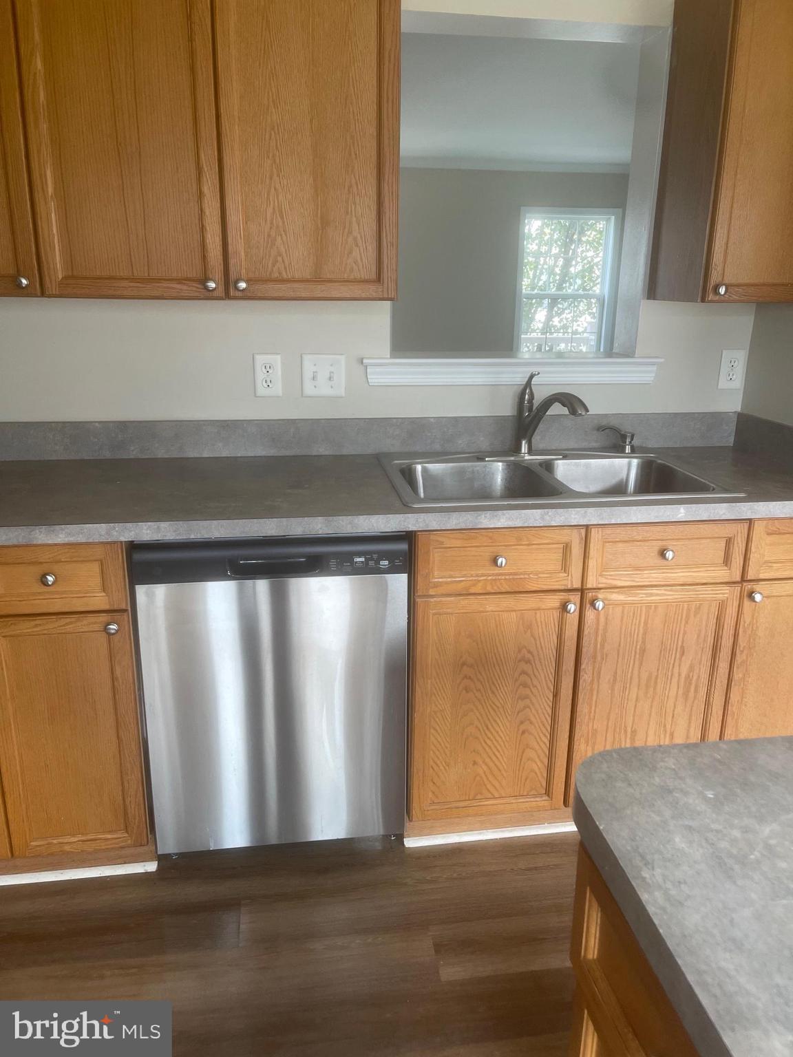 TROUT RUN - Residential Lease