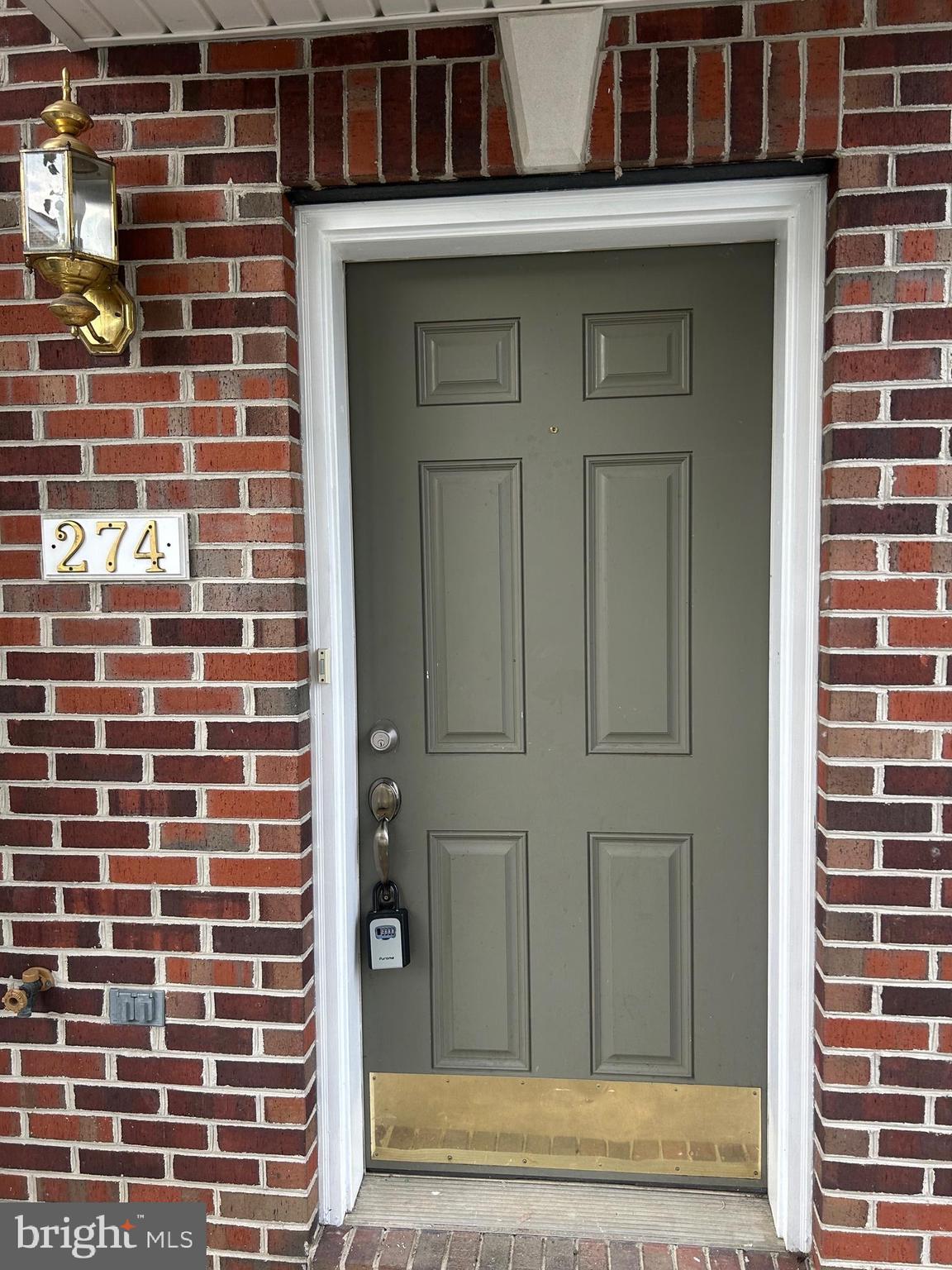 TROUT RUN - Residential Lease