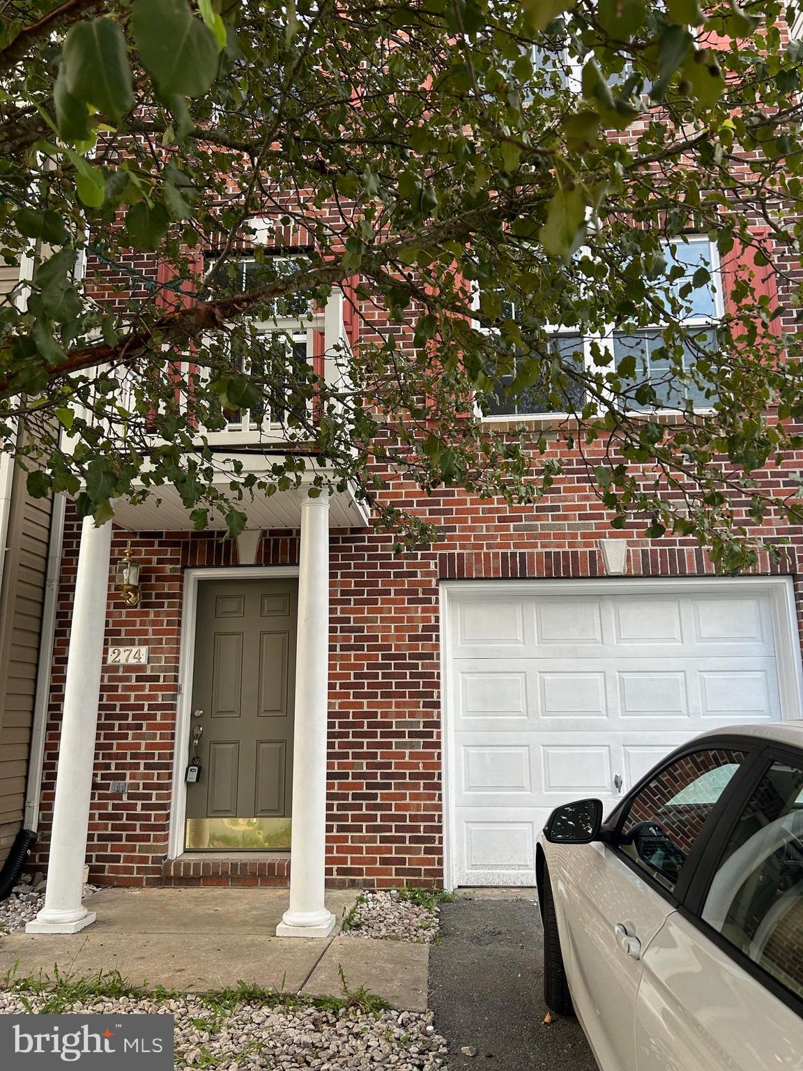 TROUT RUN - Residential Lease