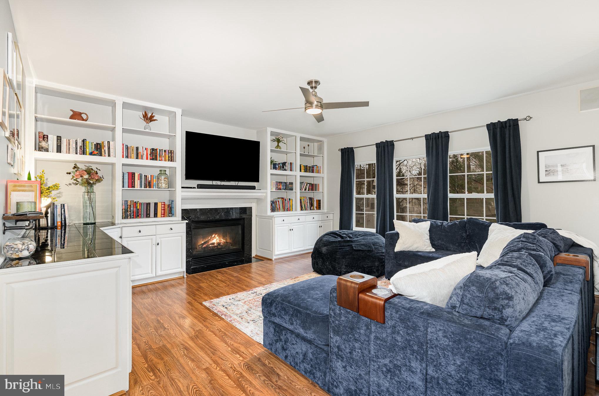 VINEYARD OAK - Residential