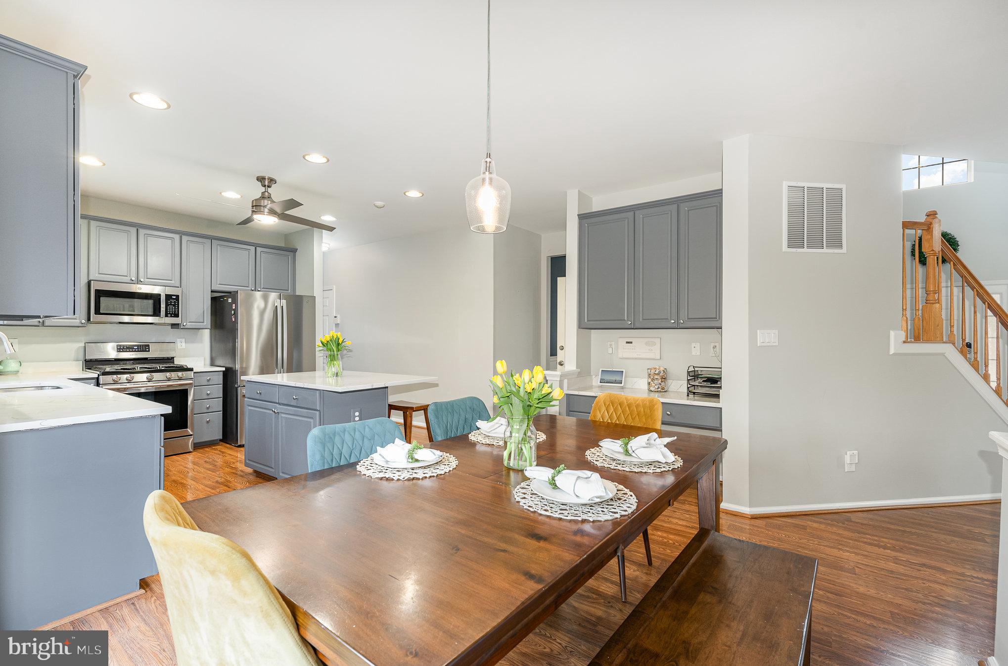 VINEYARD OAK - Residential