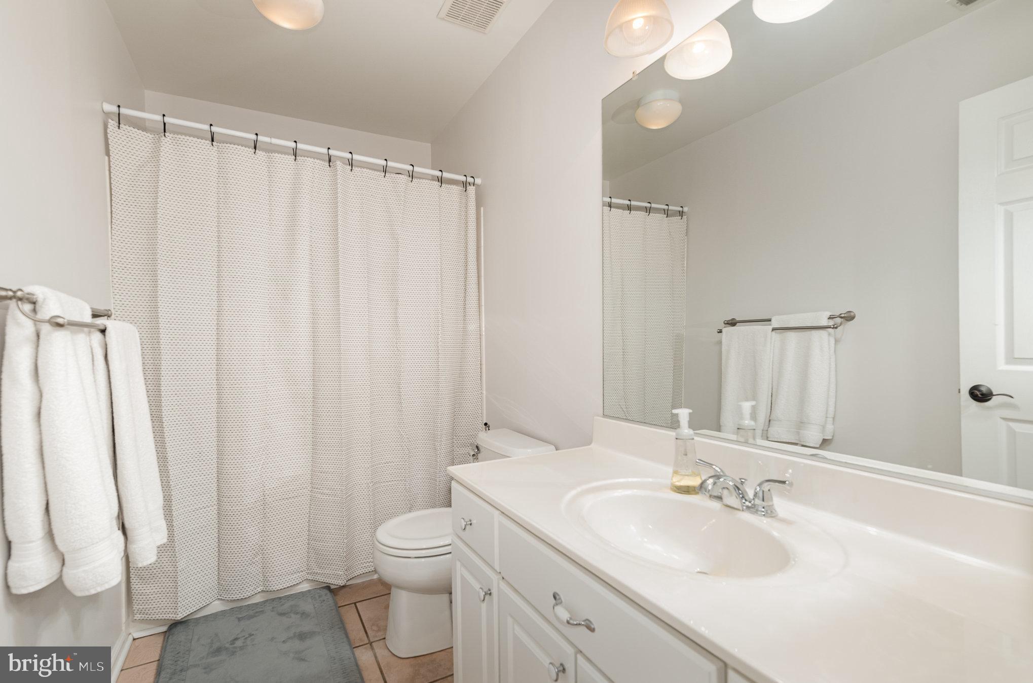 VINEYARD OAK - Residential