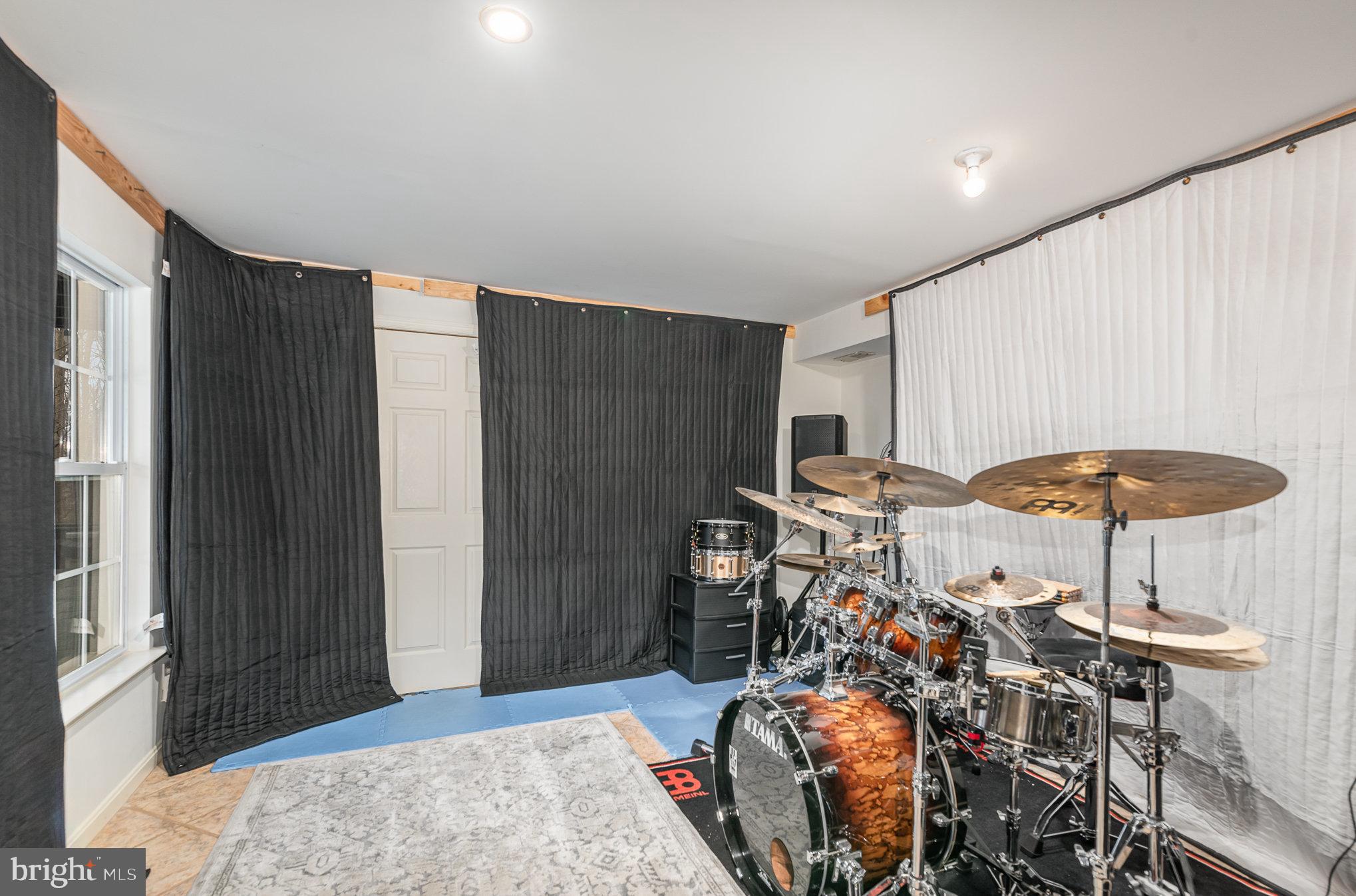 VINEYARD OAK - Residential