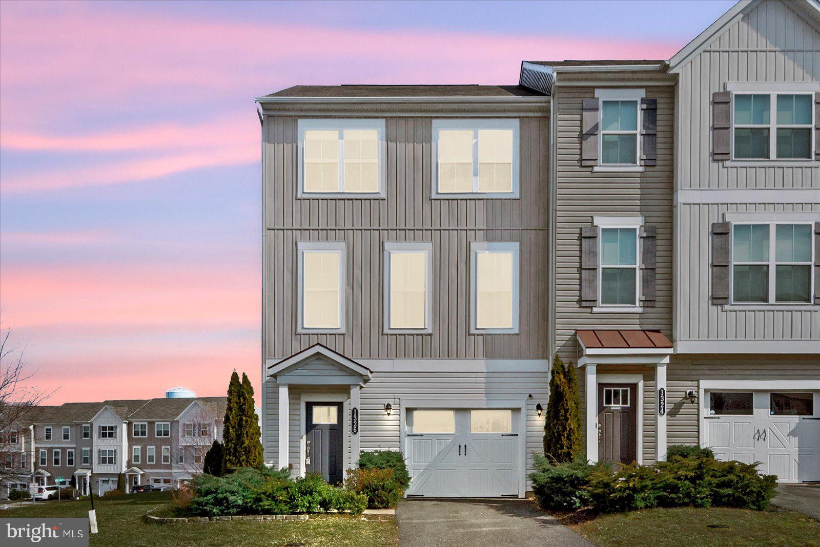 SUMMERFIELD - Residential Lease