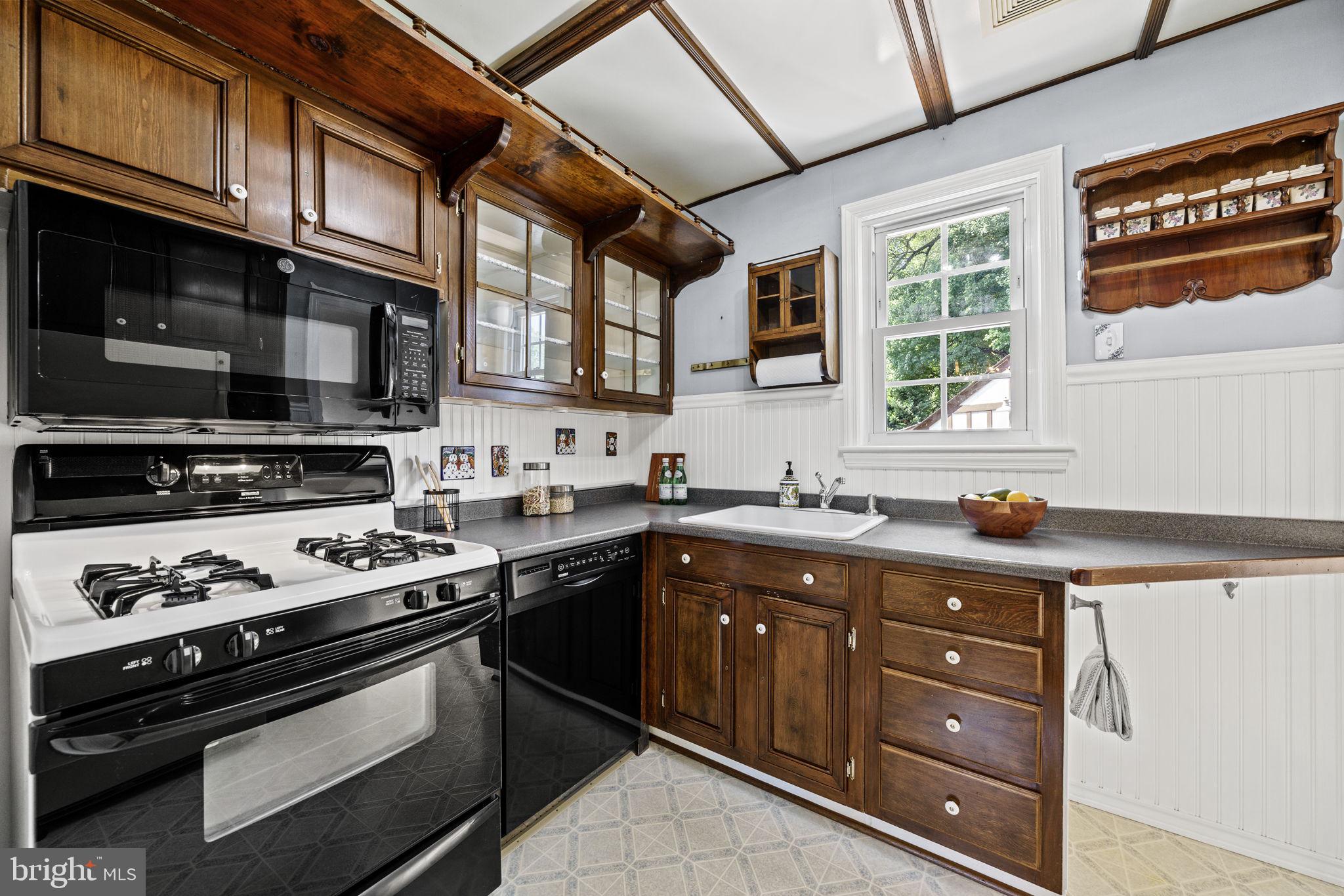 HOLLYWOOD - Residential