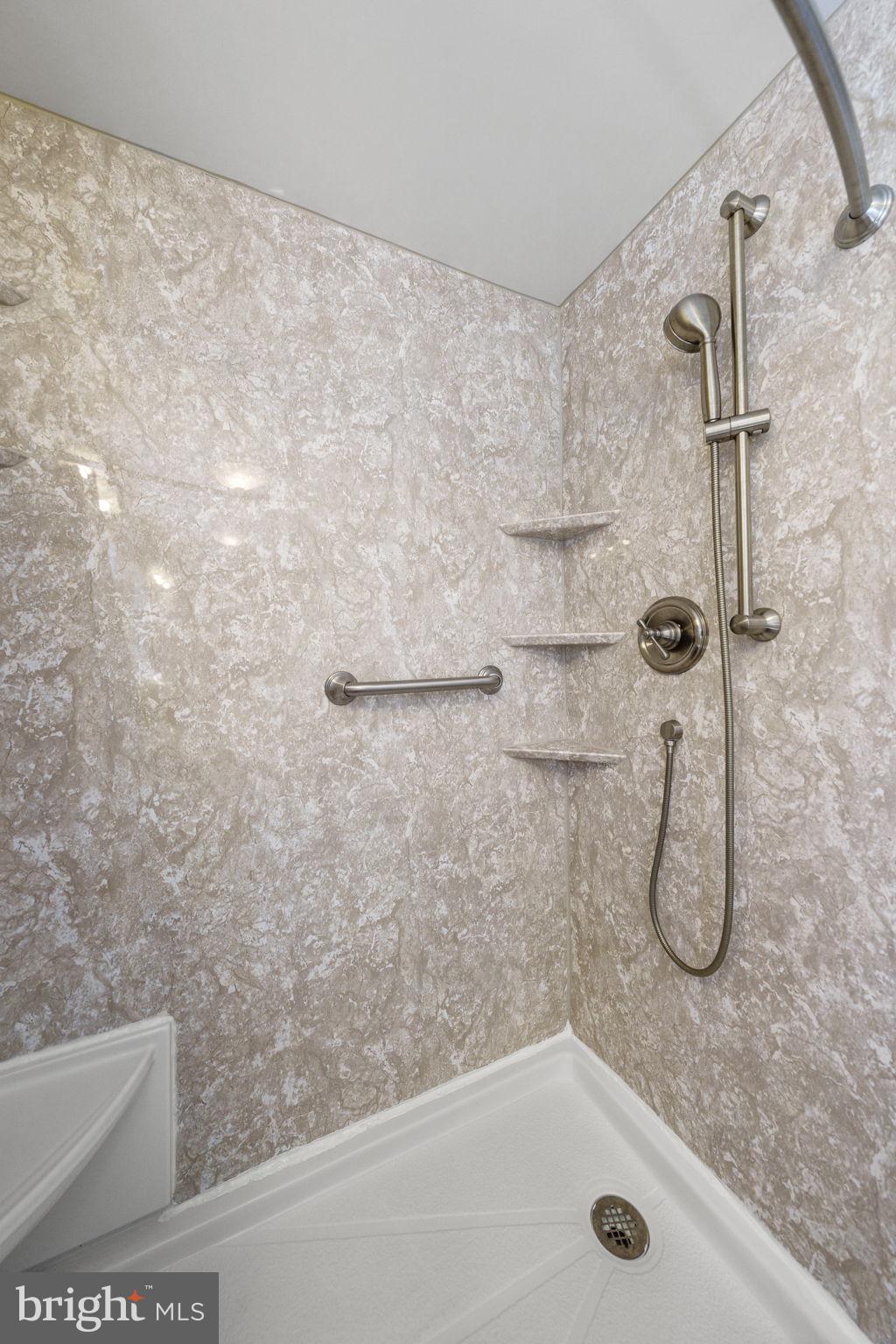 HOLLYWOOD - Residential