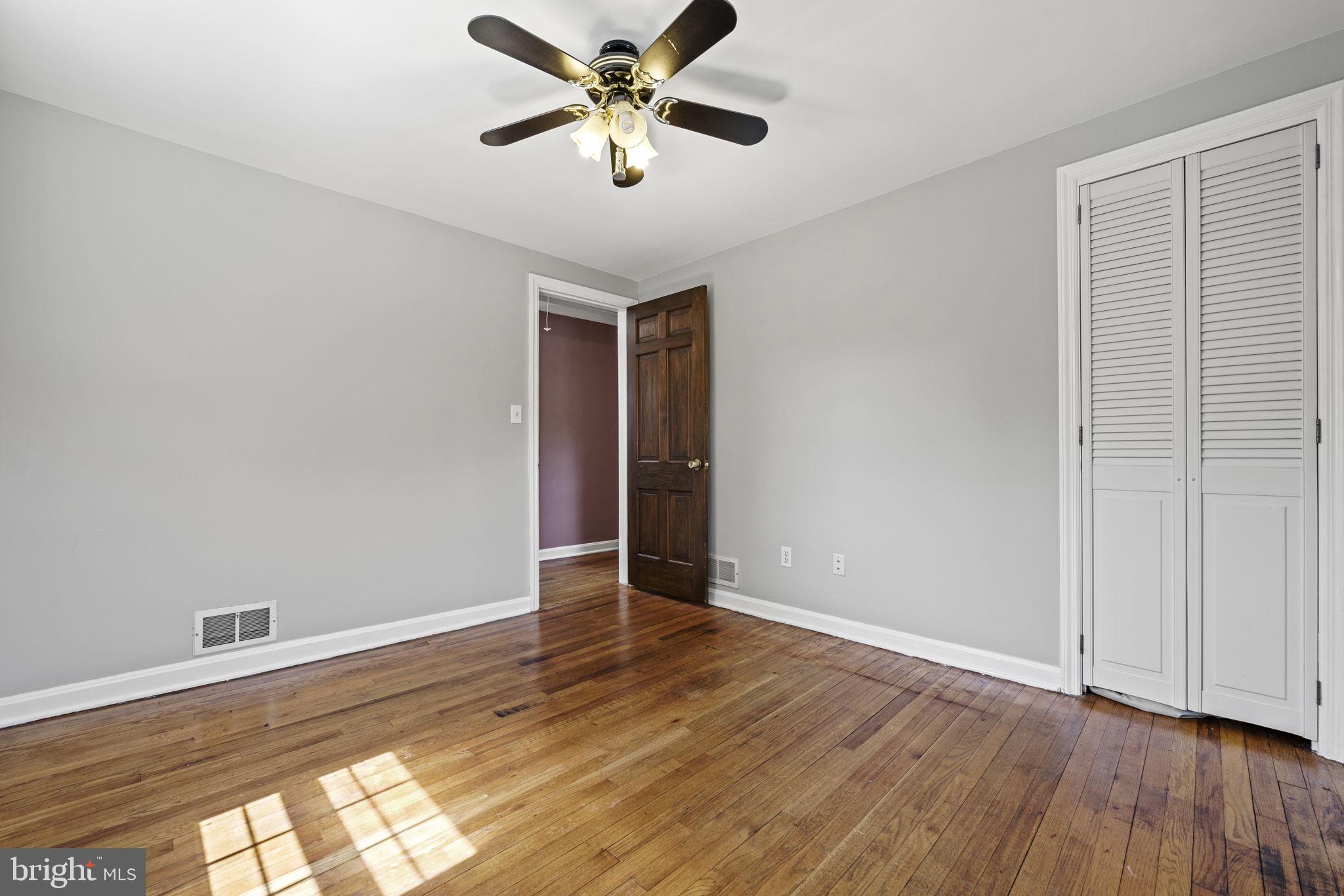 HOLLYWOOD - Residential