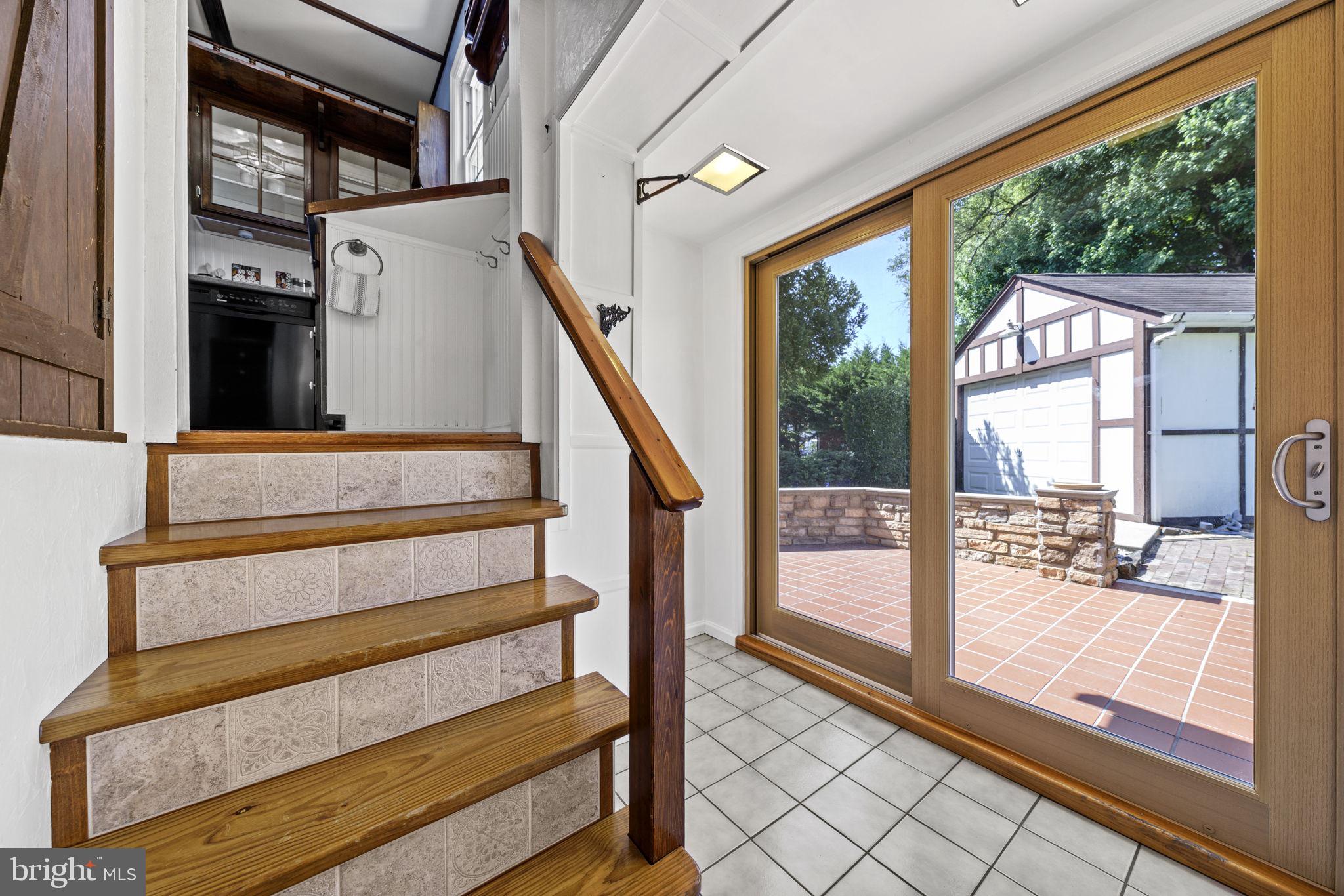 HOLLYWOOD - Residential