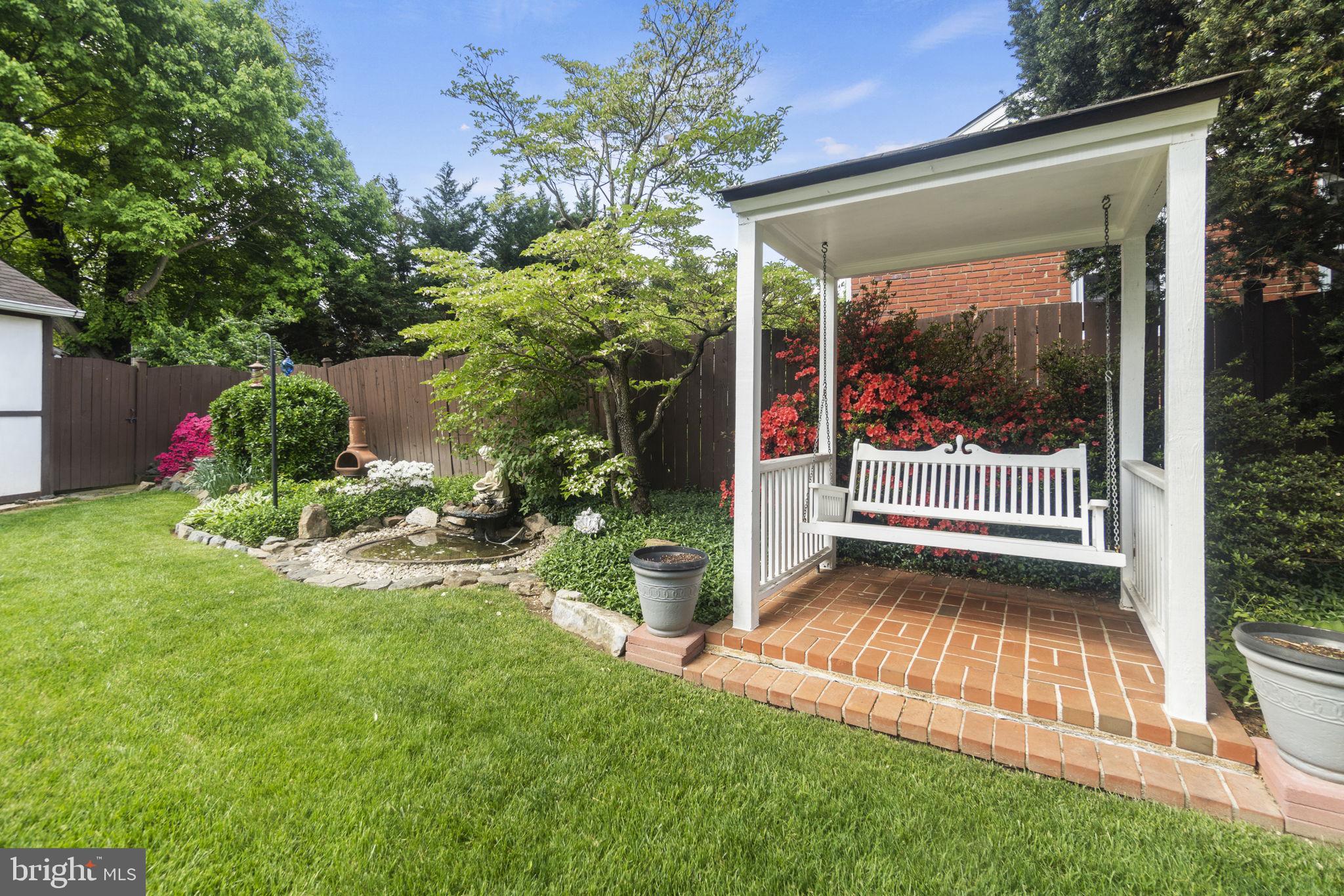 HOLLYWOOD - Residential