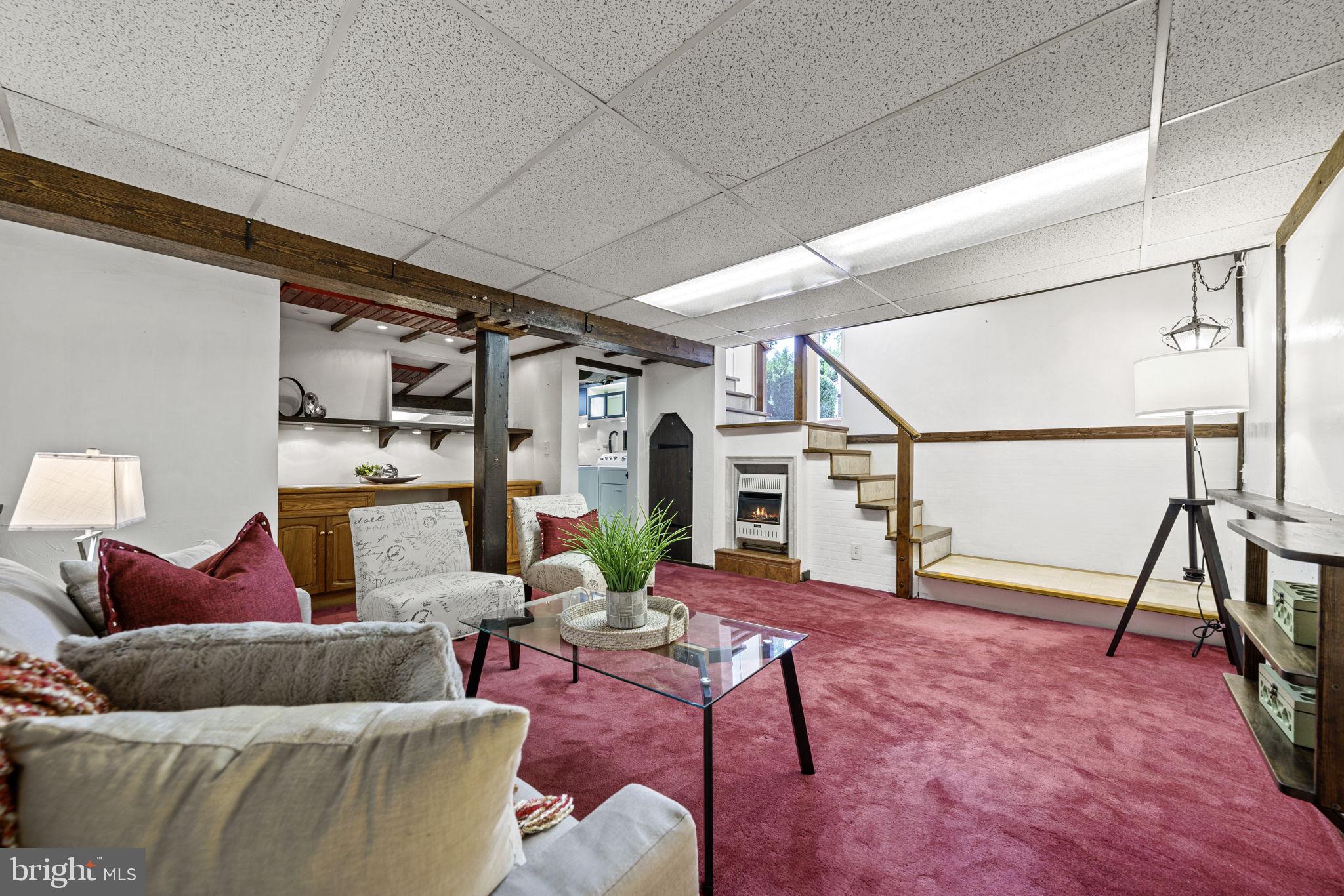 HOLLYWOOD - Residential