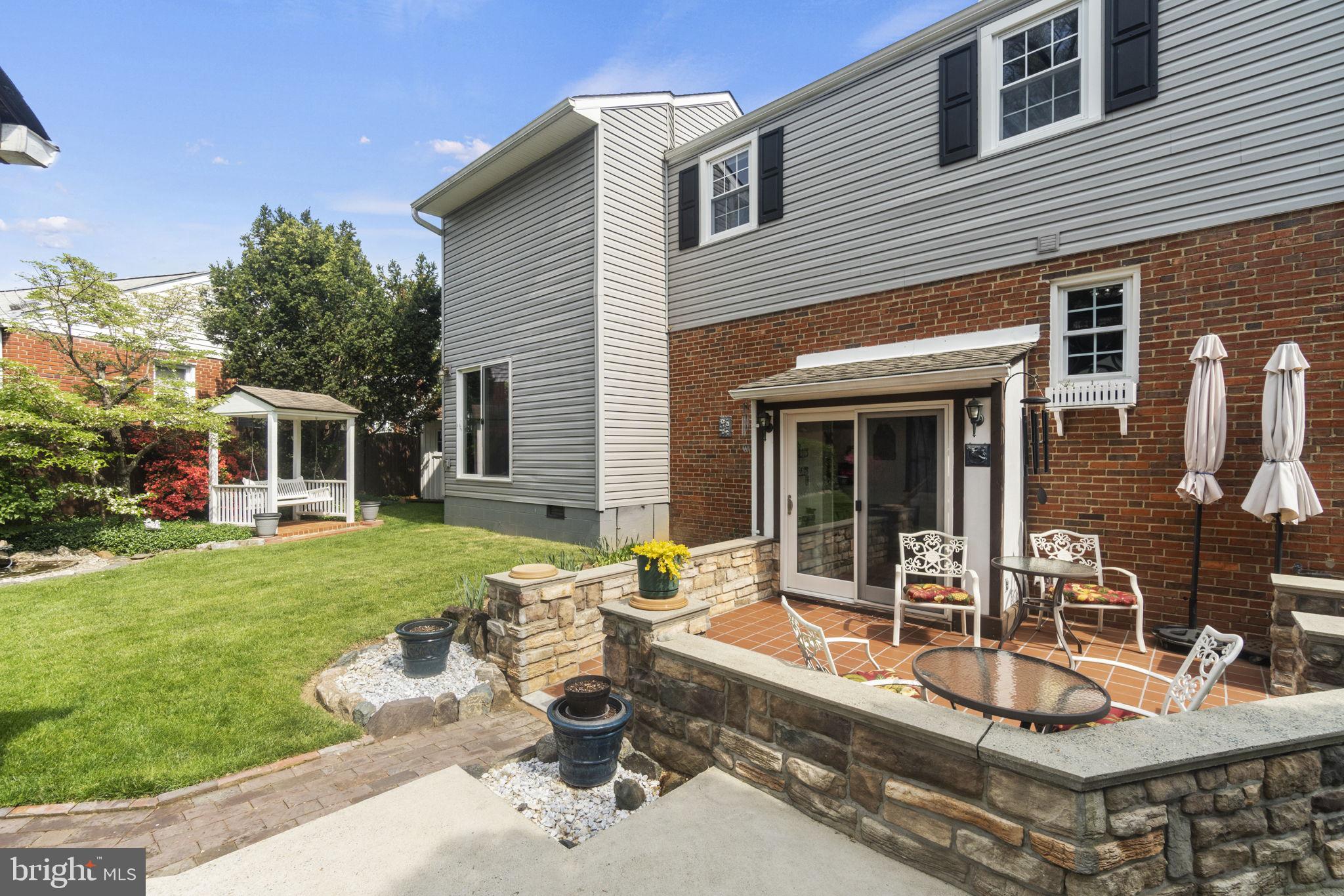 HOLLYWOOD - Residential