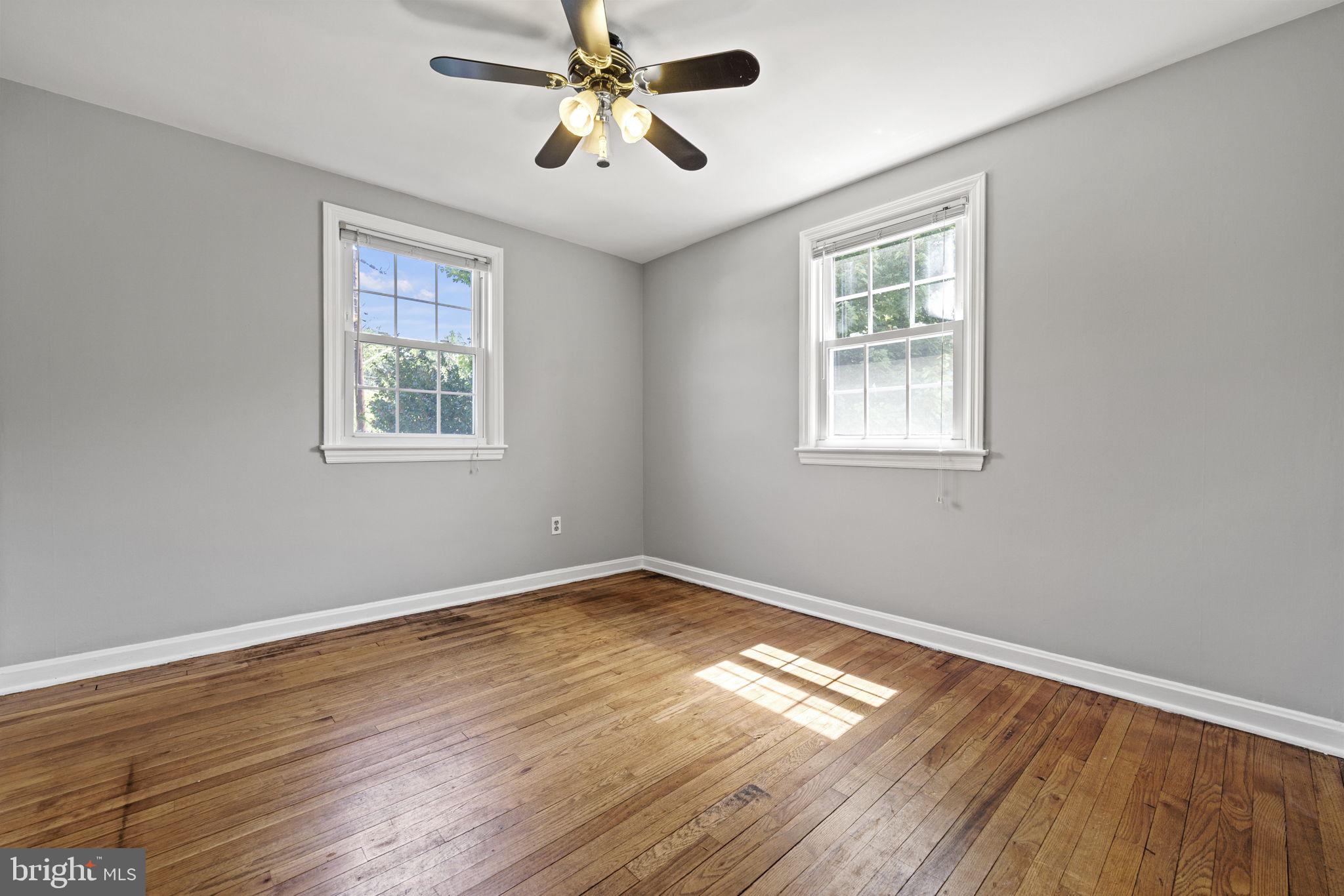 HOLLYWOOD - Residential