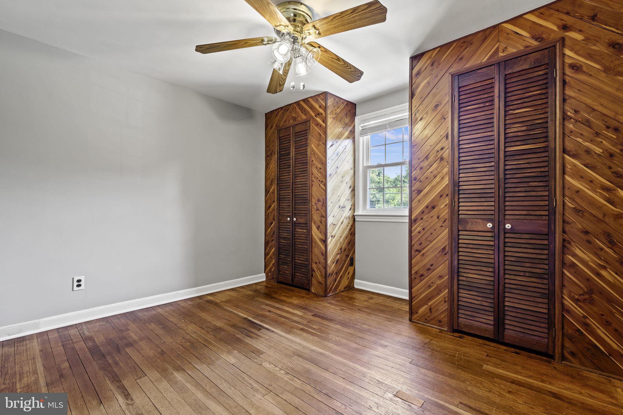 HOLLYWOOD - Residential