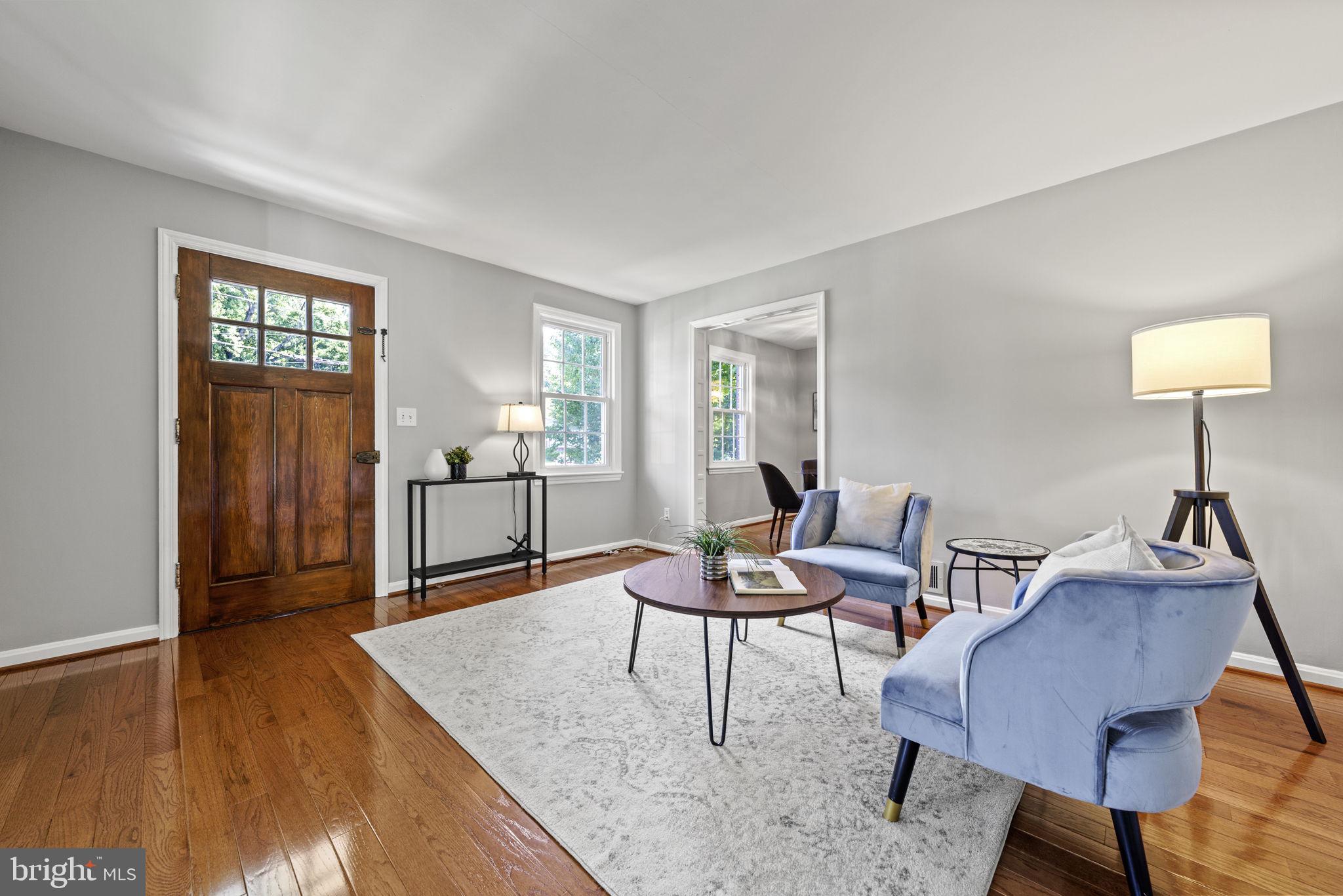 HOLLYWOOD - Residential