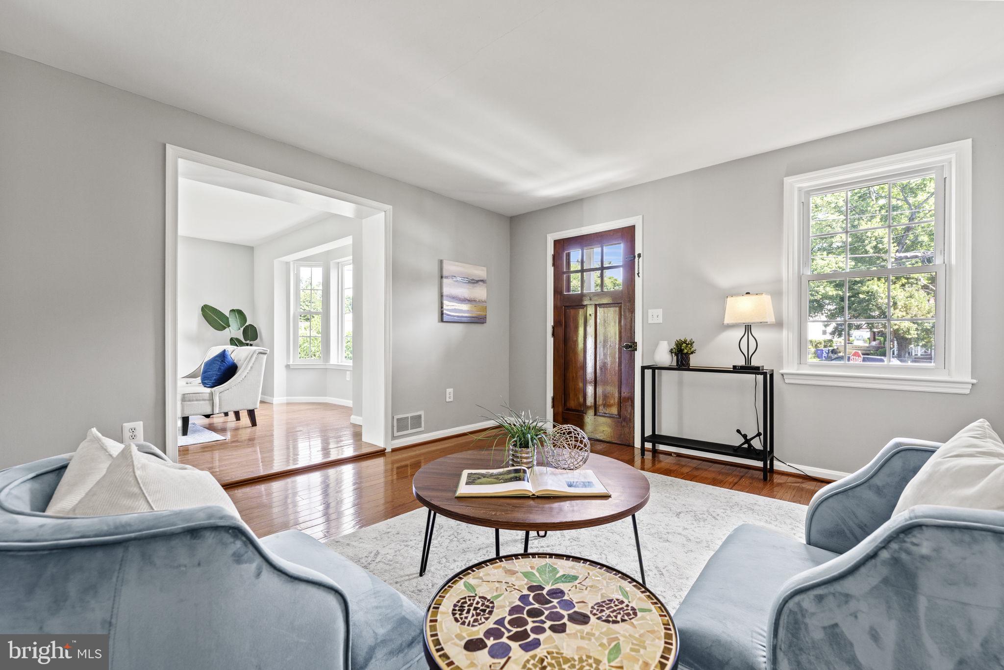 HOLLYWOOD - Residential