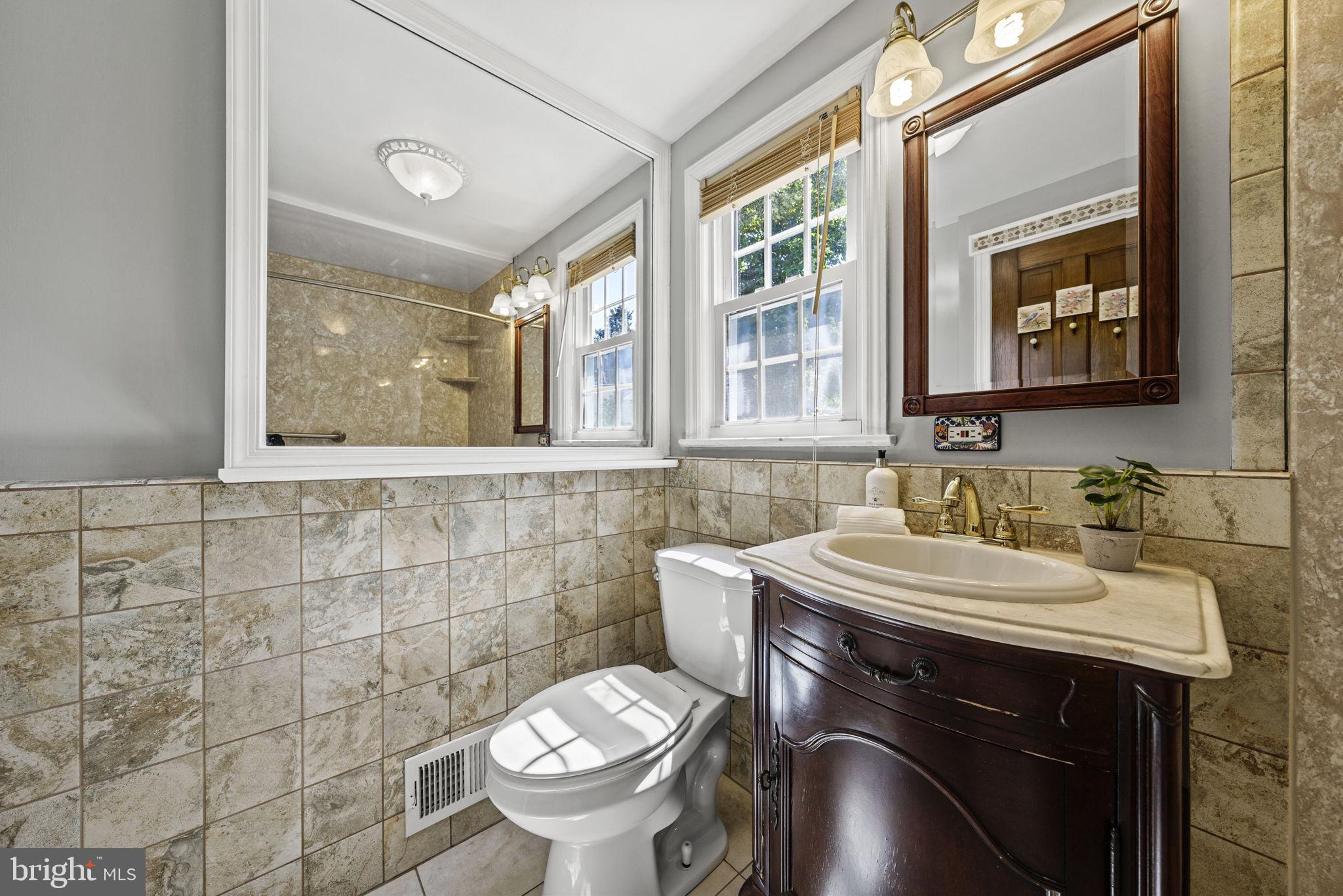 HOLLYWOOD - Residential