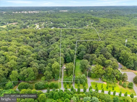 17101 Overhill Rd, Derwood, MD MLS: MDMC2190736