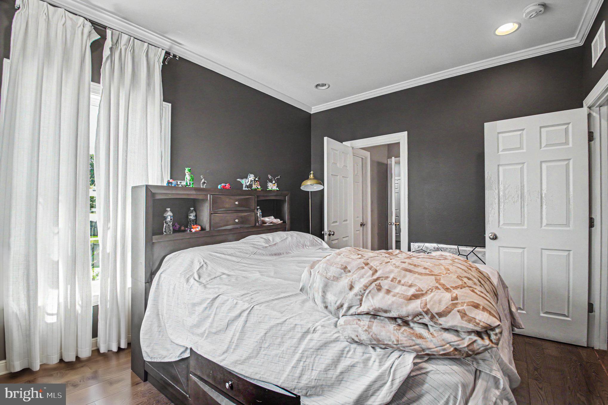 RAYMOND FARM - Residential