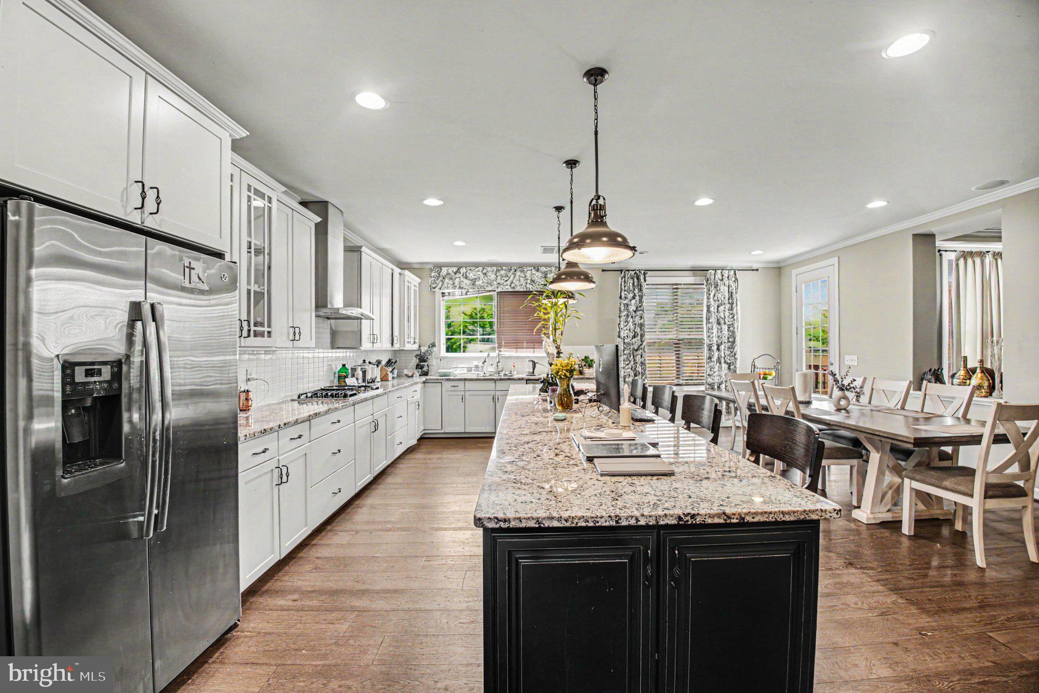 RAYMOND FARM - Residential