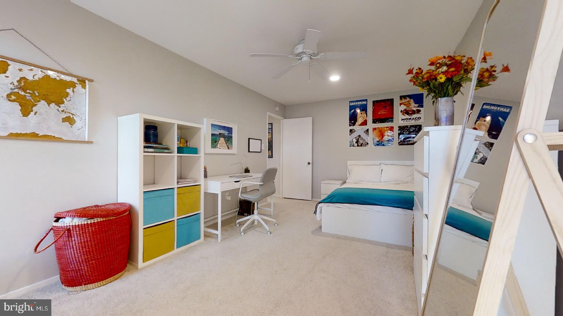 WAVERLY HILLS - Residential Lease