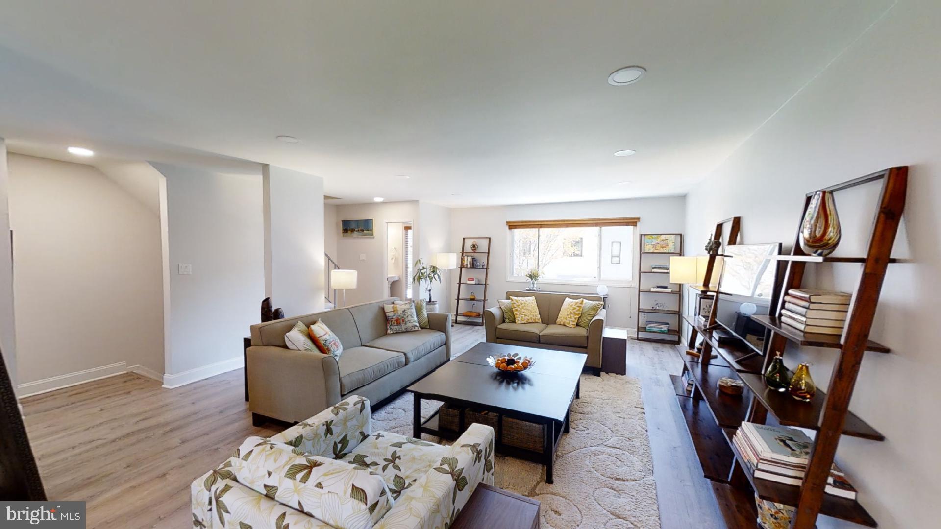 WAVERLY HILLS - Residential Lease