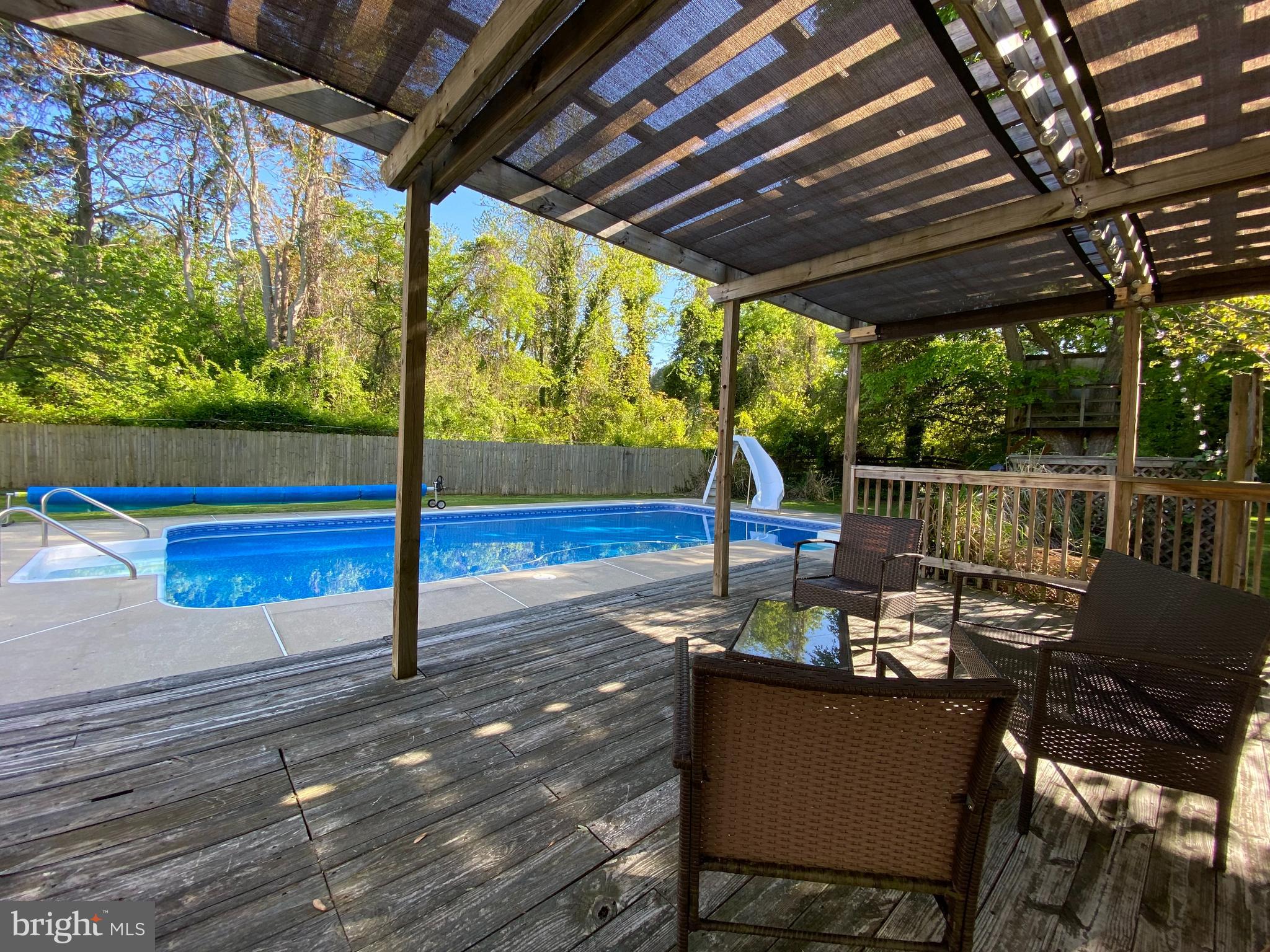 306 SCHOOLHOUSE LANE