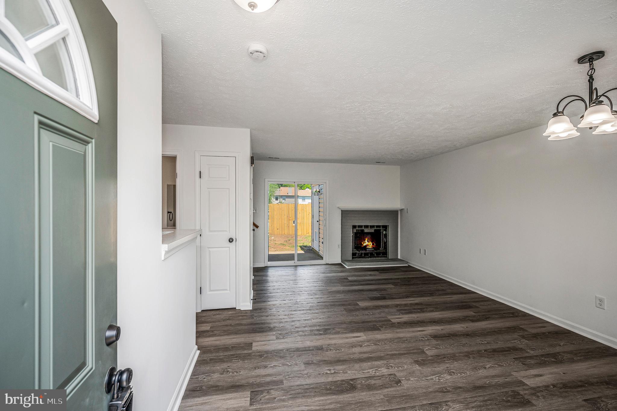 11159 THORNBERRY COURT
