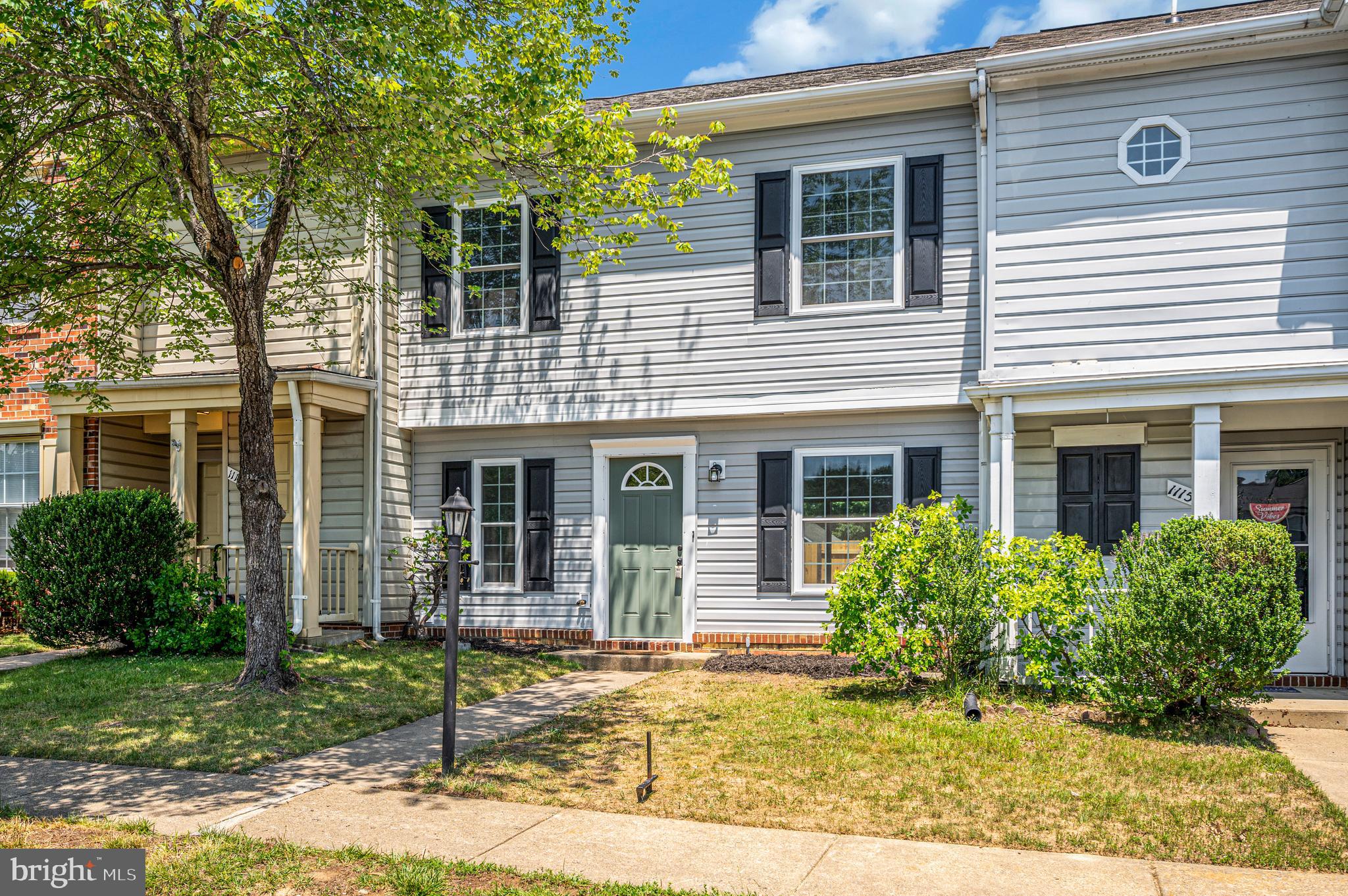 11159 THORNBERRY COURT