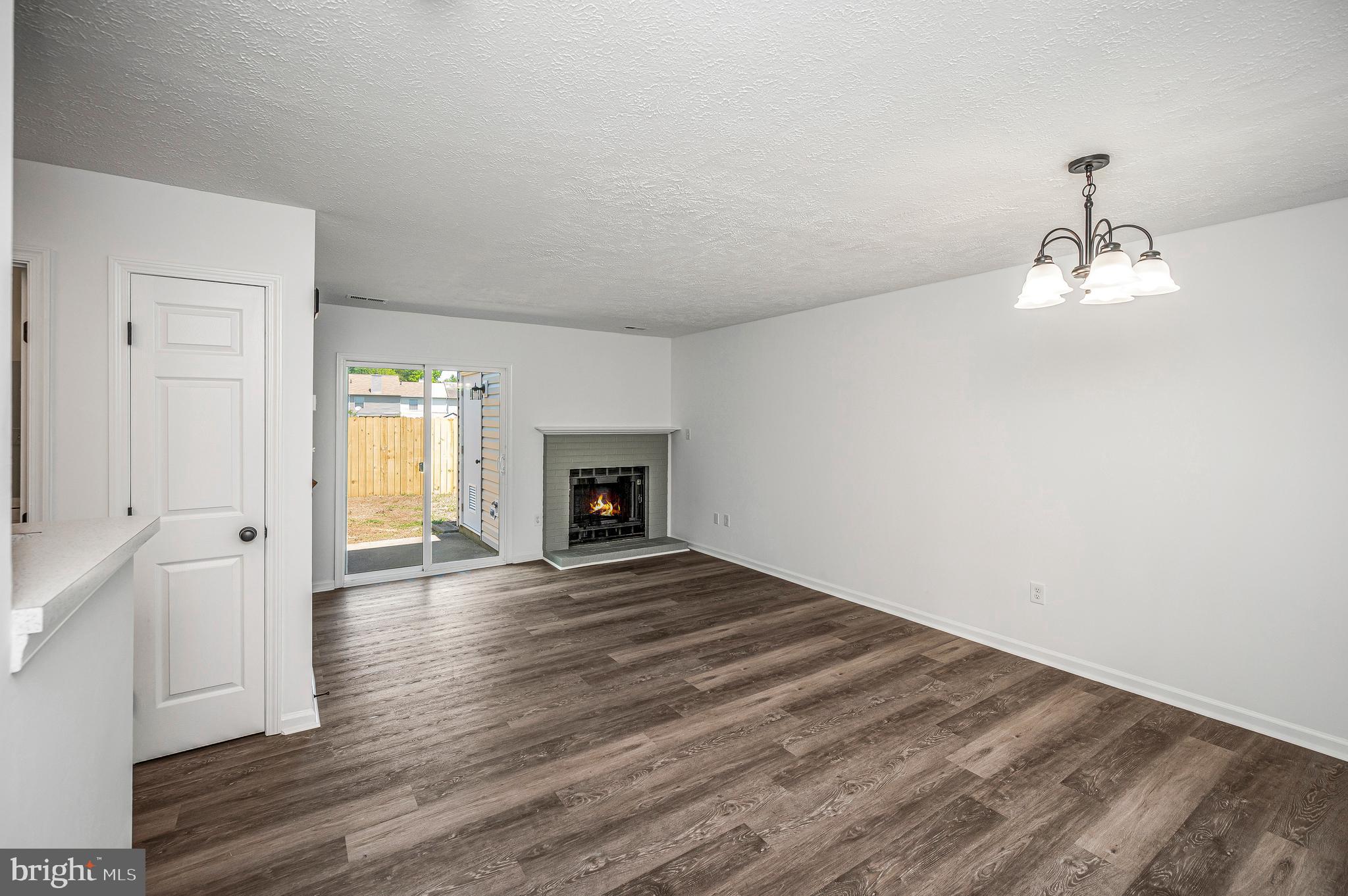 11159 THORNBERRY COURT
