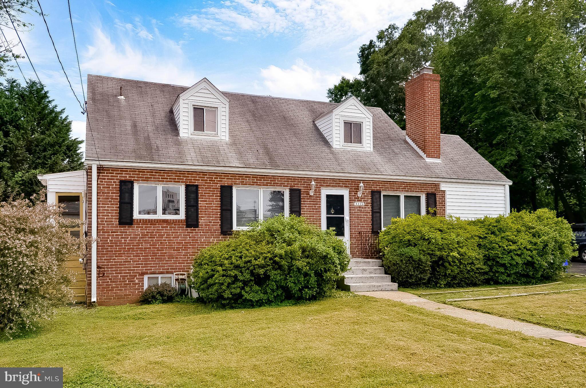 GLENBROOK VILLAGE - Residential