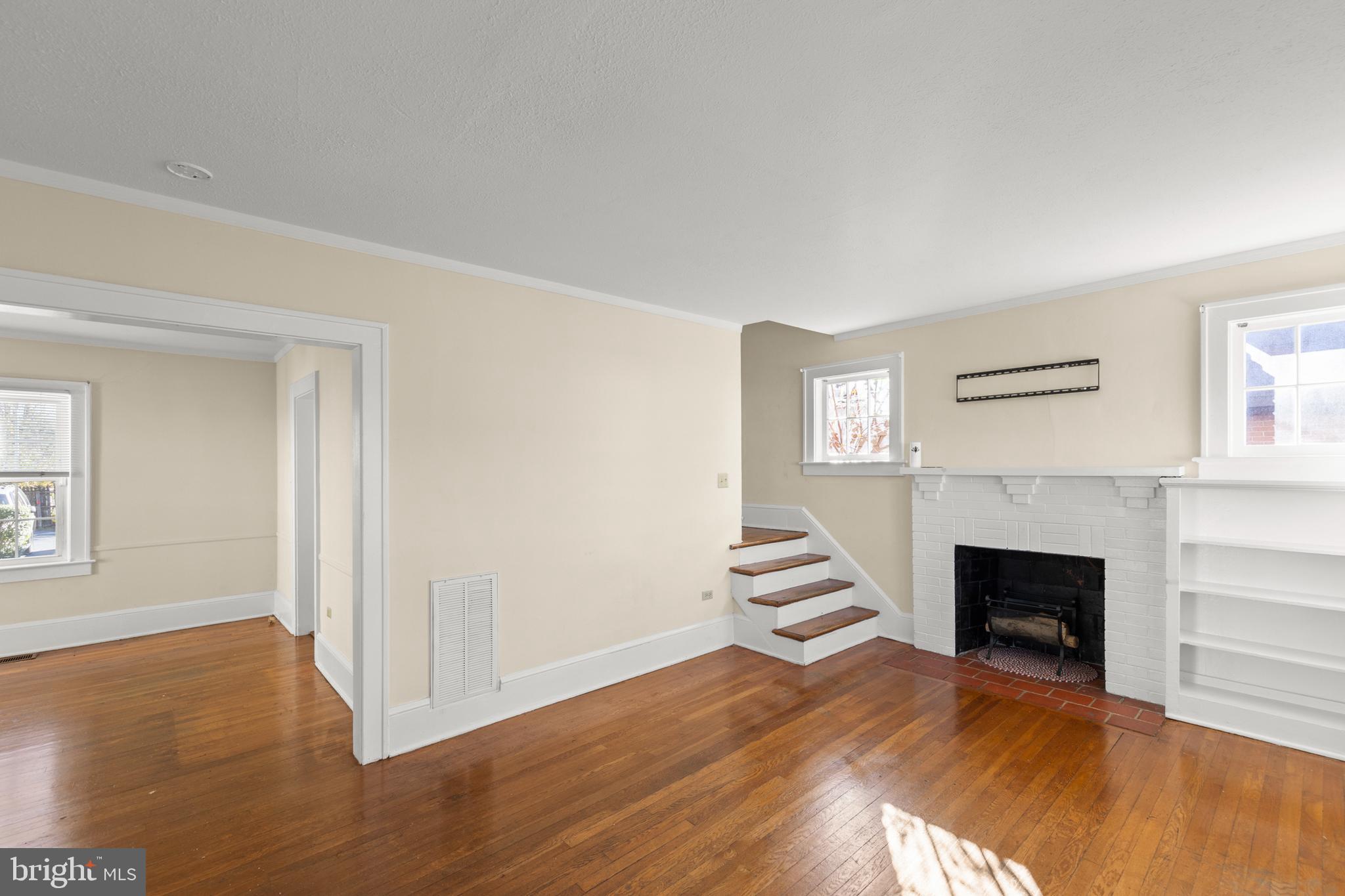 675 BERRYVILLE AVENUE