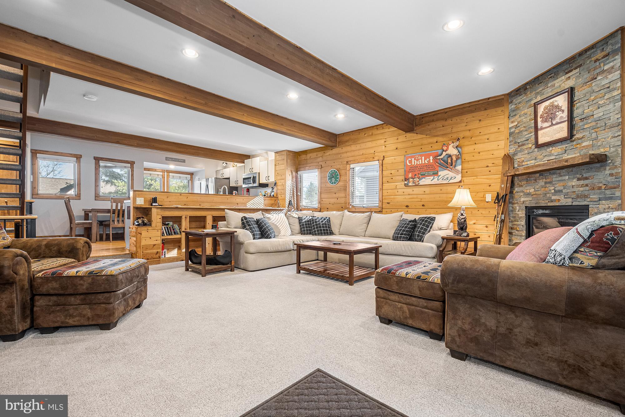 VILLAGES OF WISP - Residential