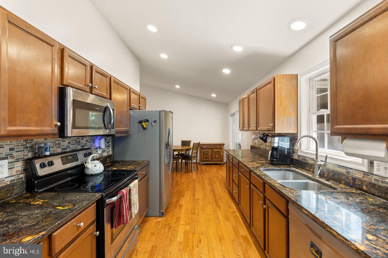 219 WOODPECKER WAY