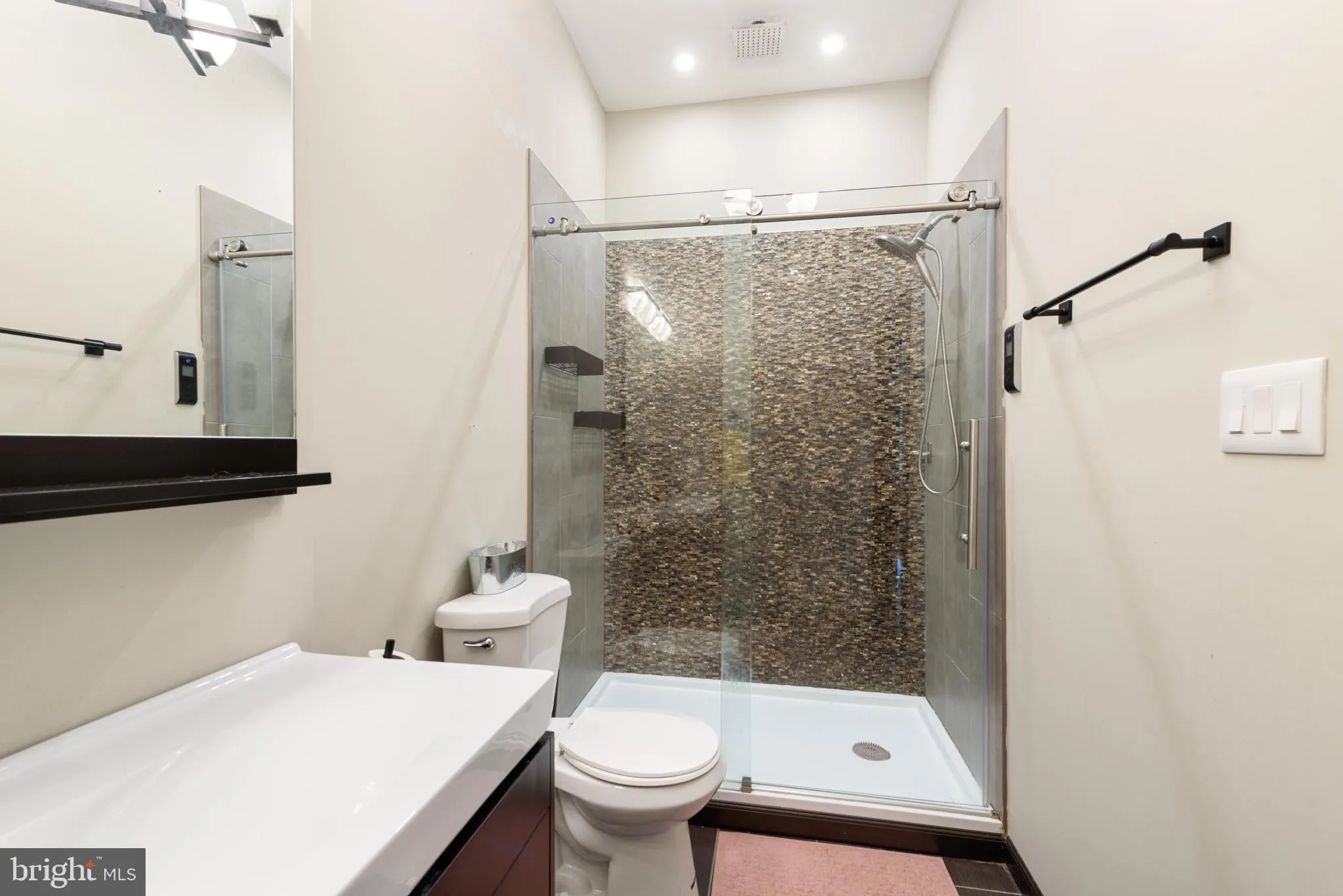 Baltimore, Maryland 21224, United States, 2 Bedrooms Bedrooms, ,3 BathroomsBathrooms,Residential,Coming Soon,169912