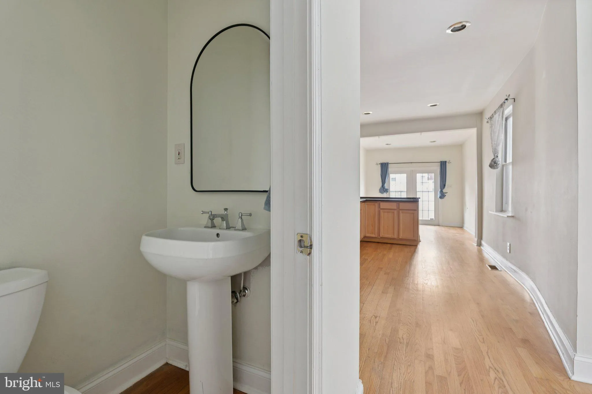 Baltimore, Maryland 21224, United States, 2 Bedrooms Bedrooms, ,3 BathroomsBathrooms,Residential,Coming Soon,169912