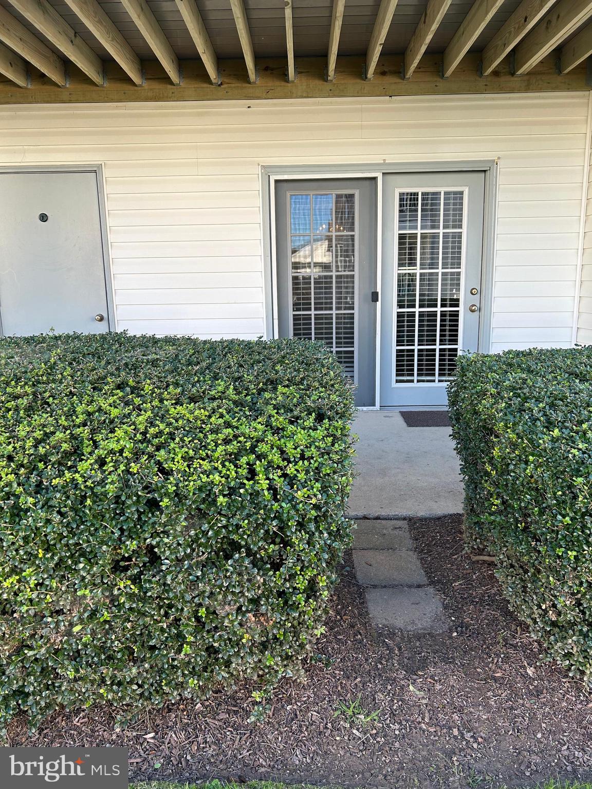 WINIFRED MANOR - Residential