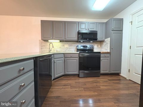 Condo For Sale - 2001 Rudy Serra Drive #1C<br/> Carroll County, SYKESVILLE, MD 21784