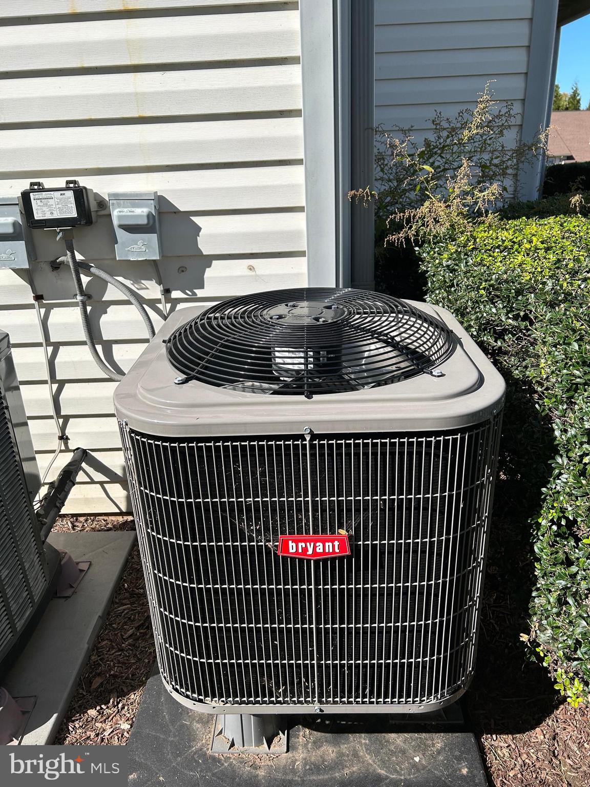 WINIFRED MANOR - Residential