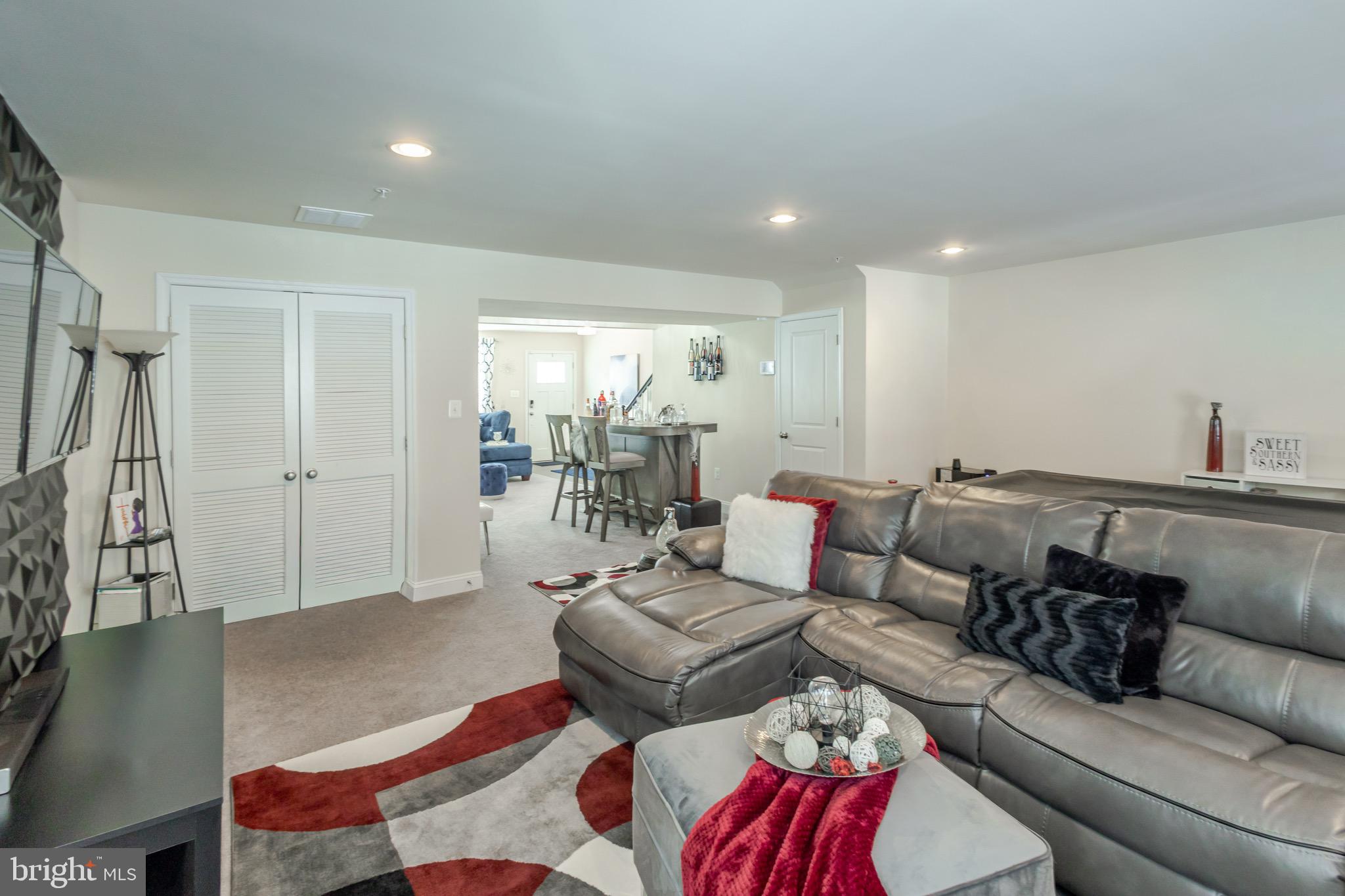 STONEHAVEN - Residential