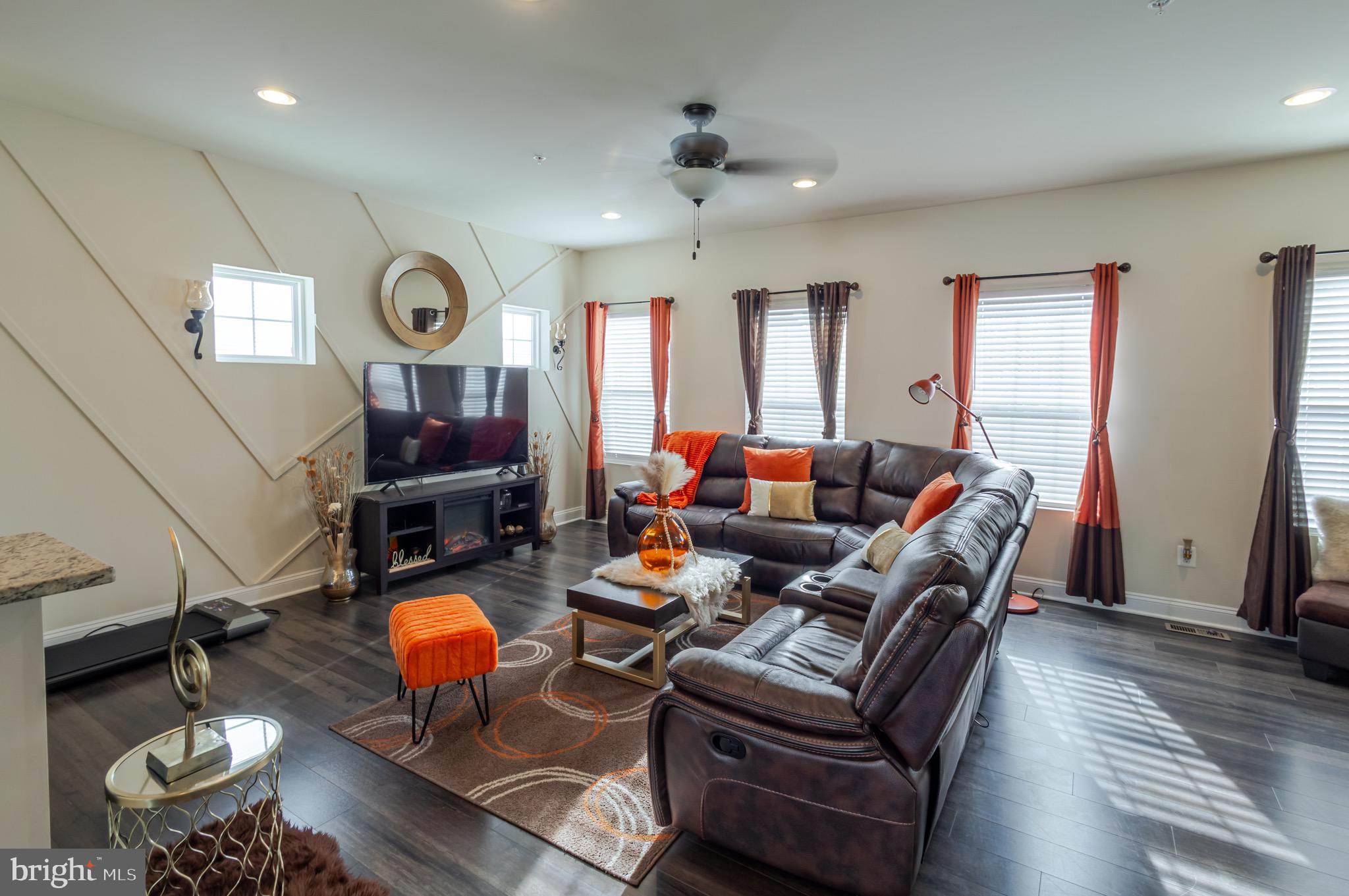 STONEHAVEN - Residential