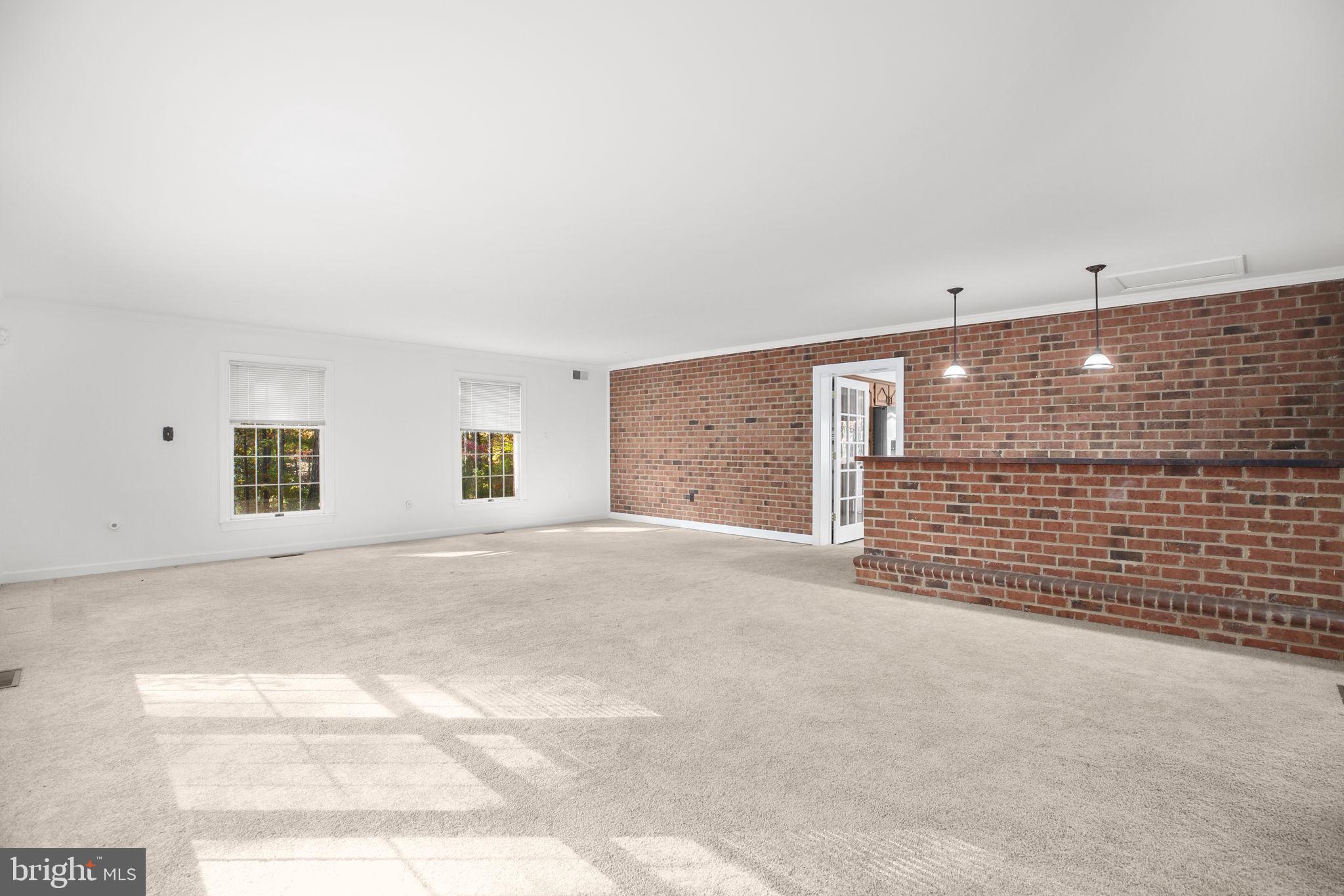 WOODBRIDGE - Residential