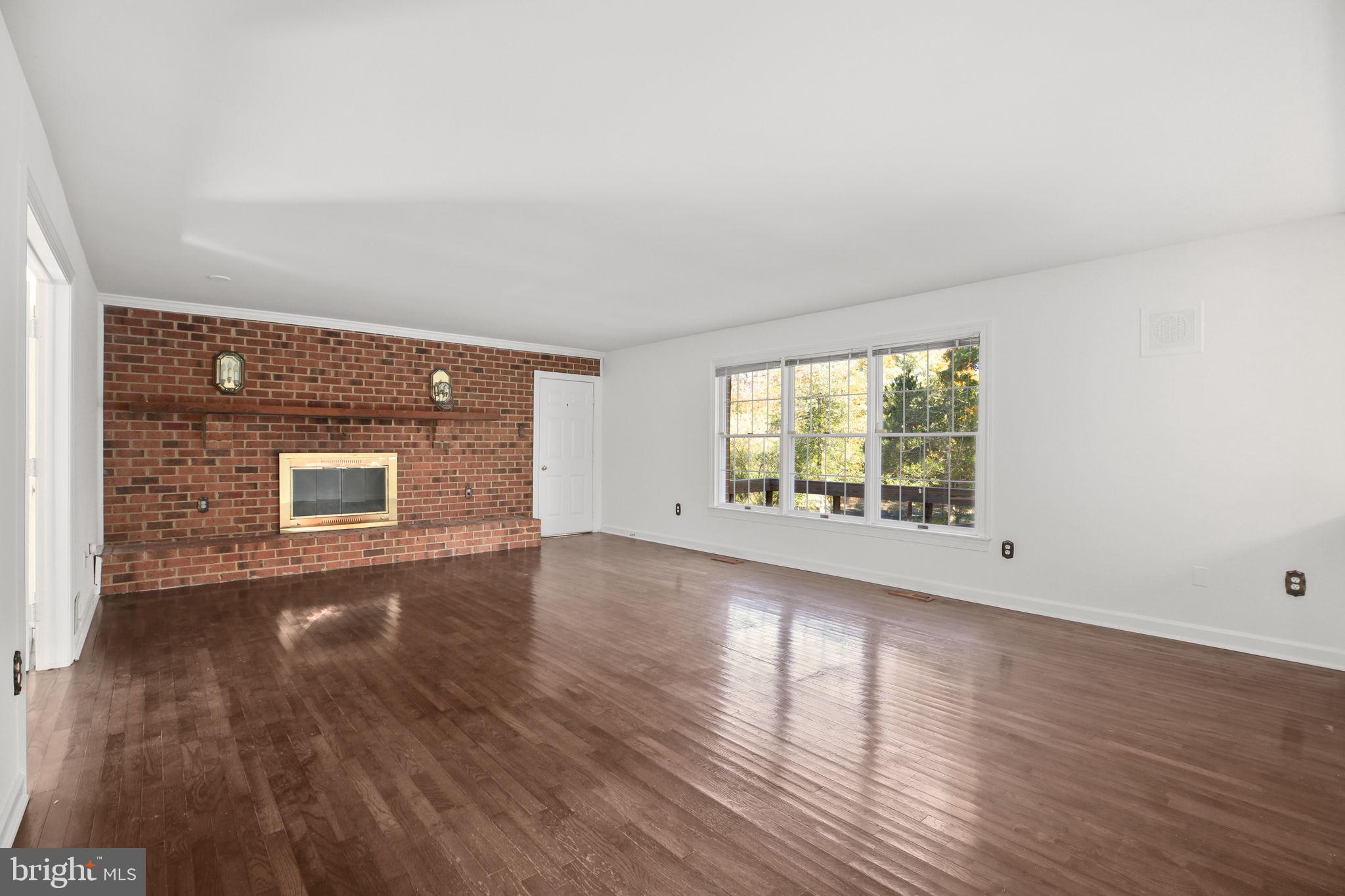 WOODBRIDGE - Residential