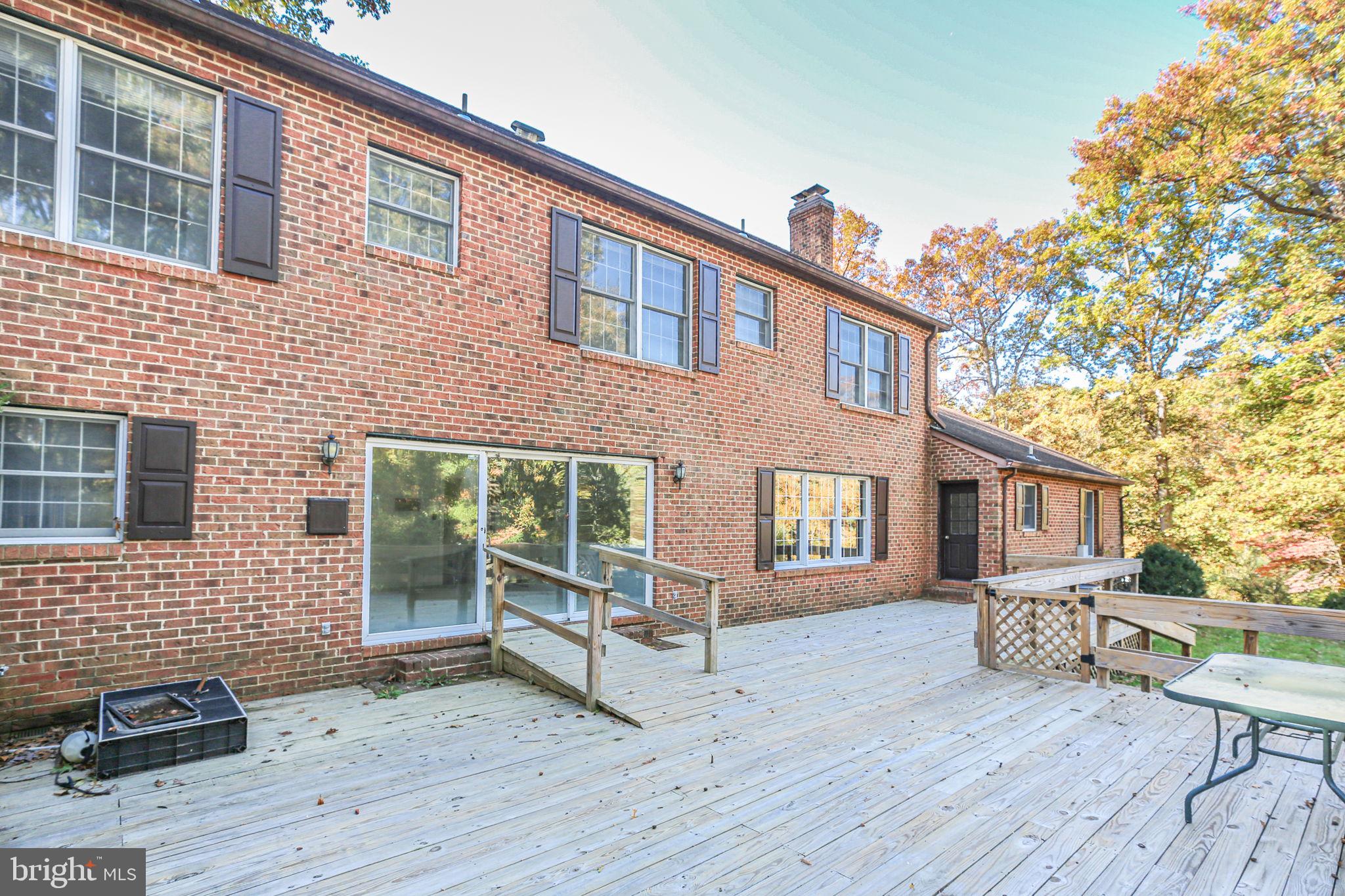 WOODBRIDGE - Residential