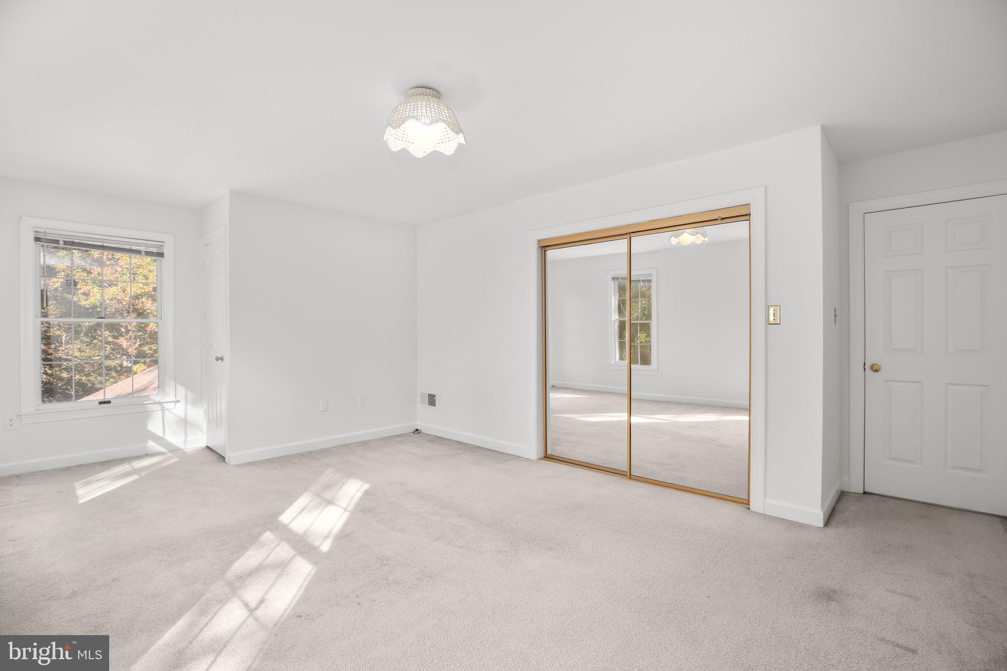 WOODBRIDGE - Residential