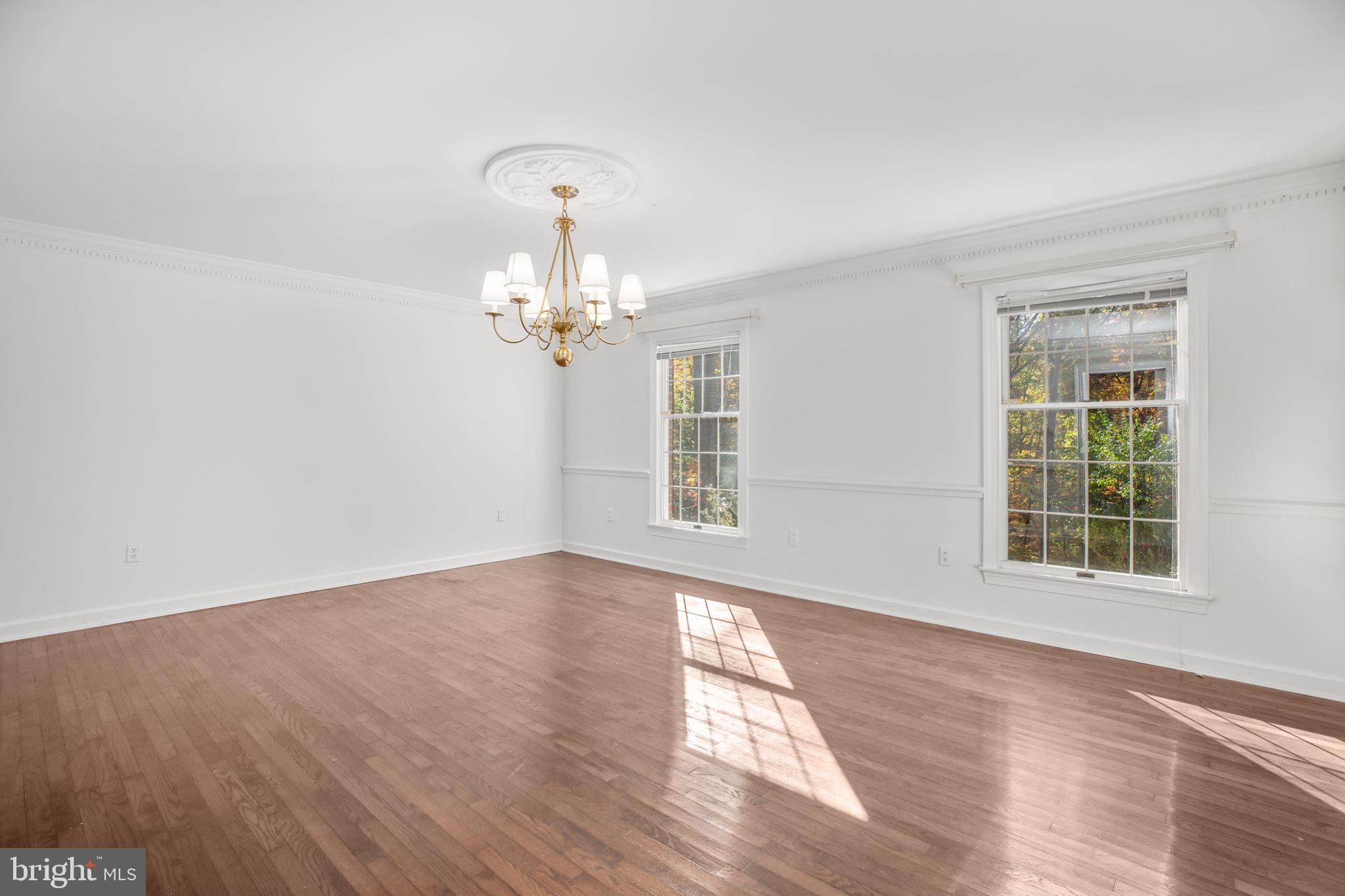 WOODBRIDGE - Residential