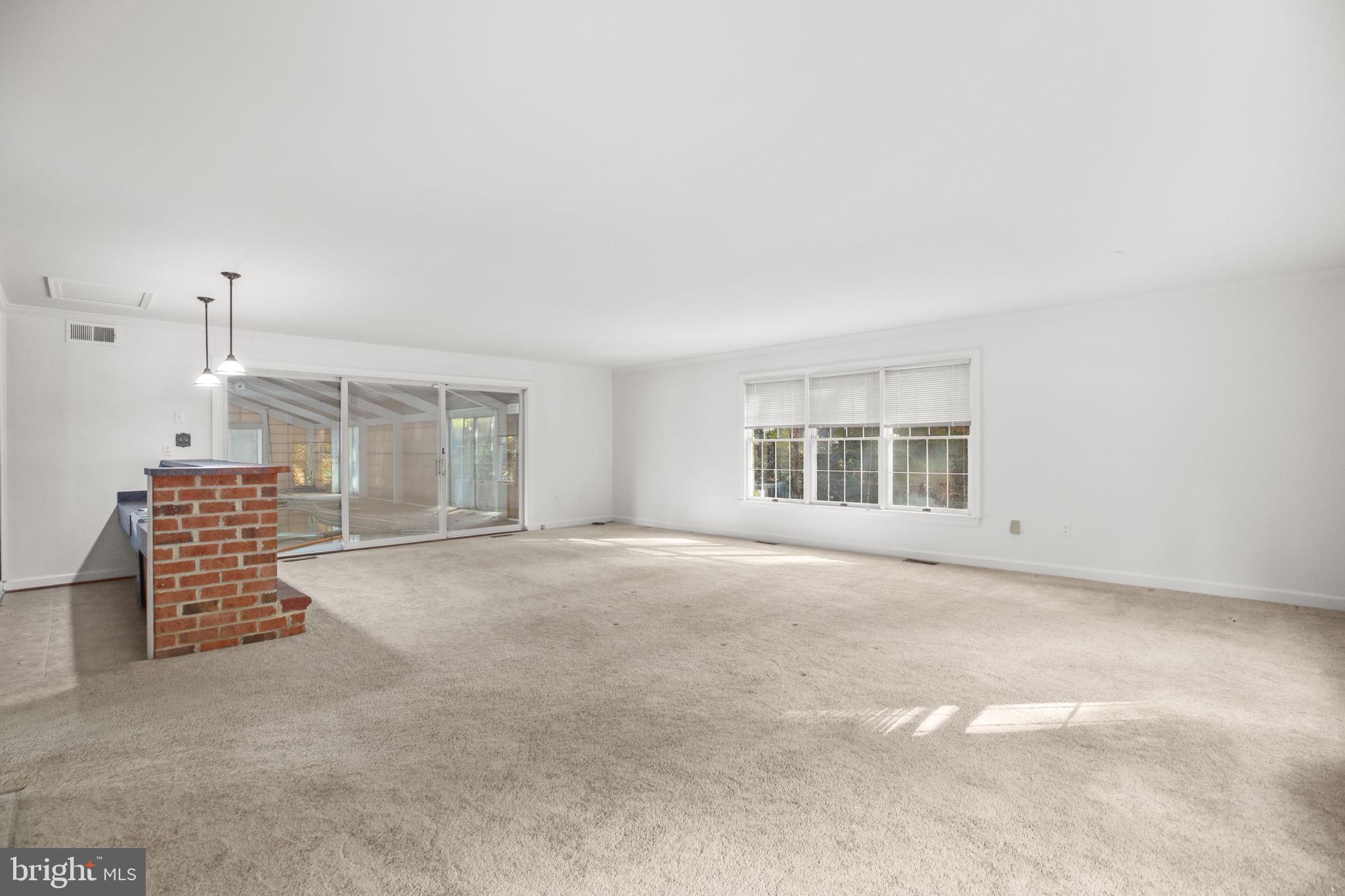 WOODBRIDGE - Residential