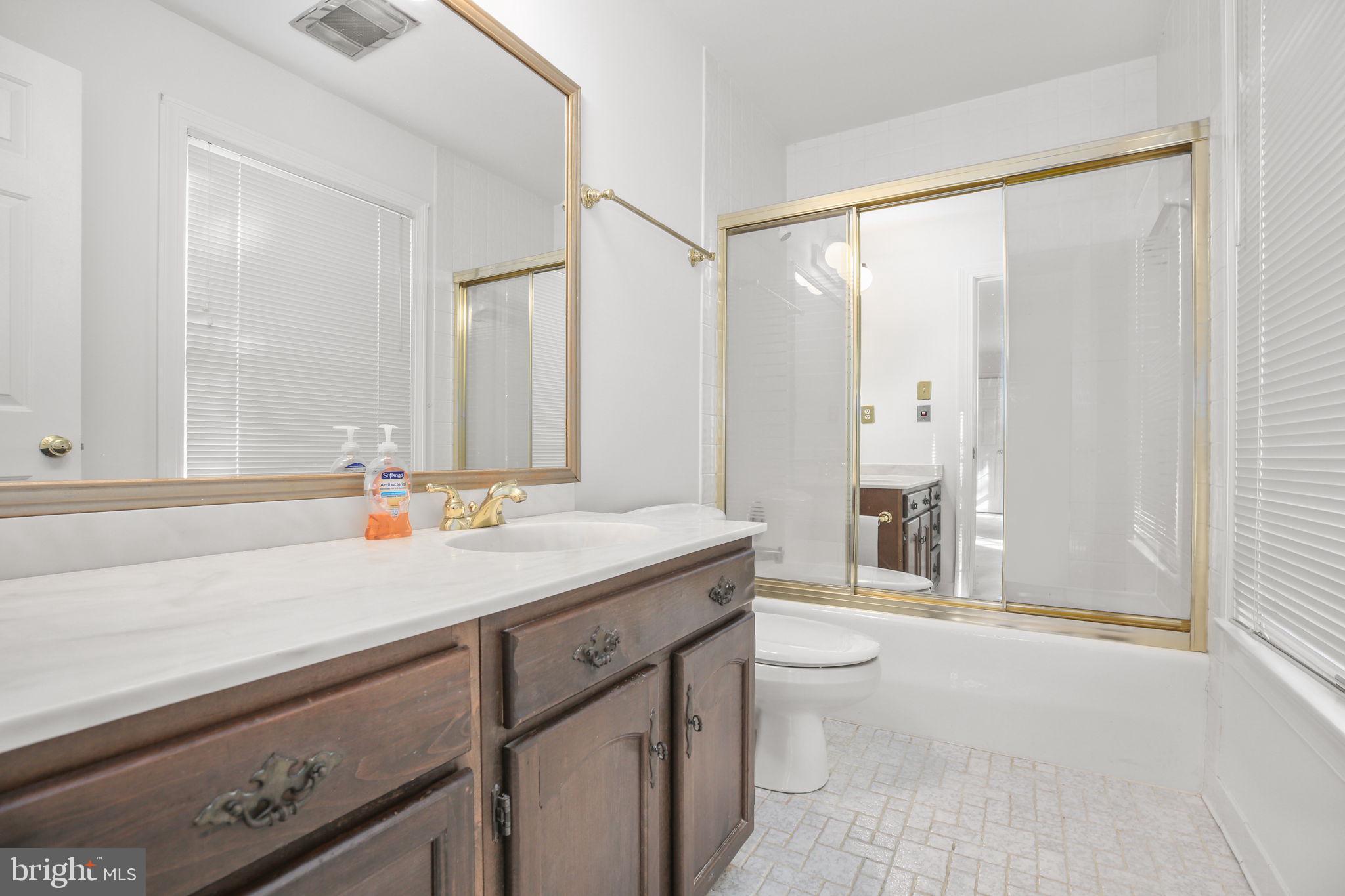 WOODBRIDGE - Residential